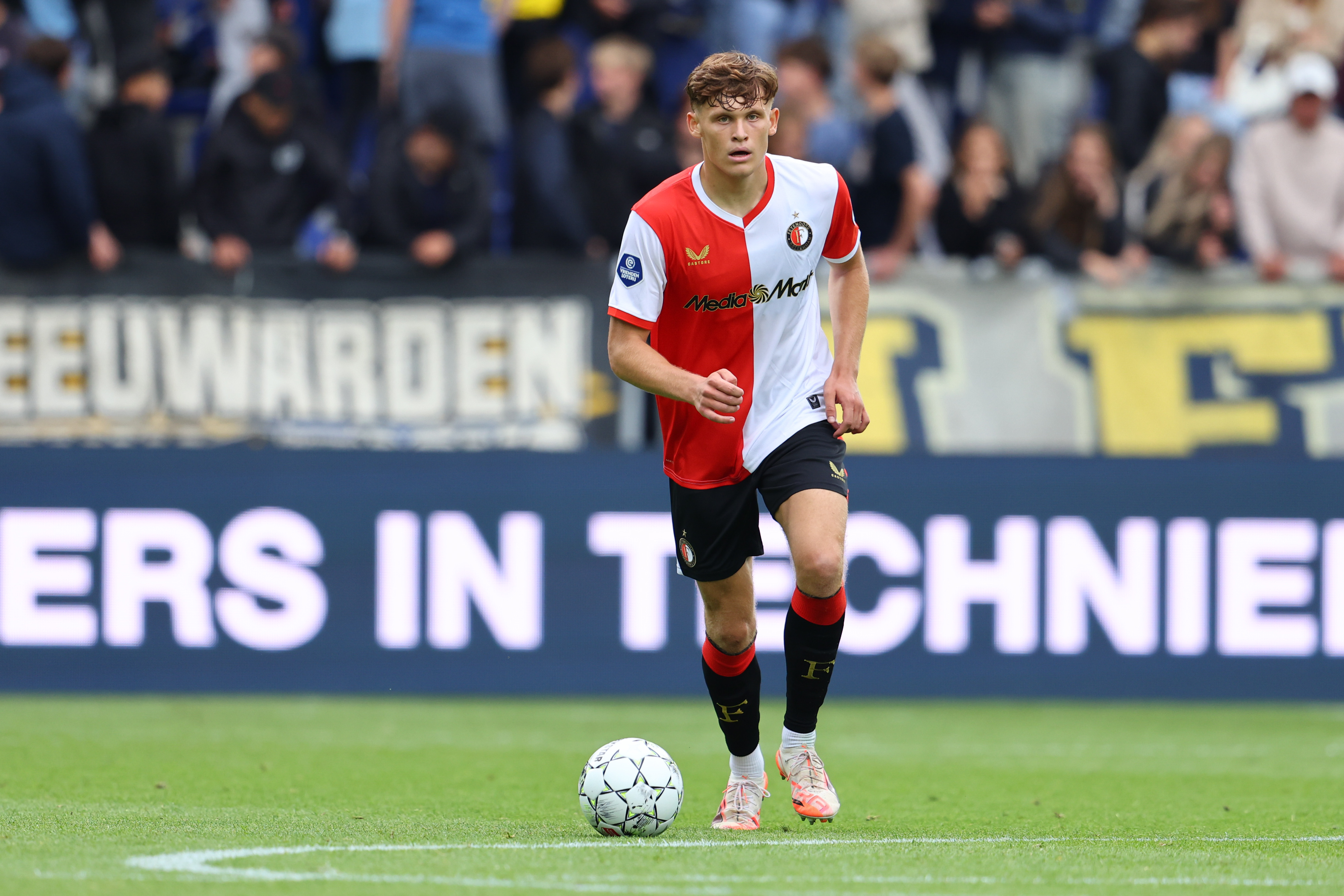'Feyenoord-talent op weg naar De Graafschap; mondeling akkoord bereikt'