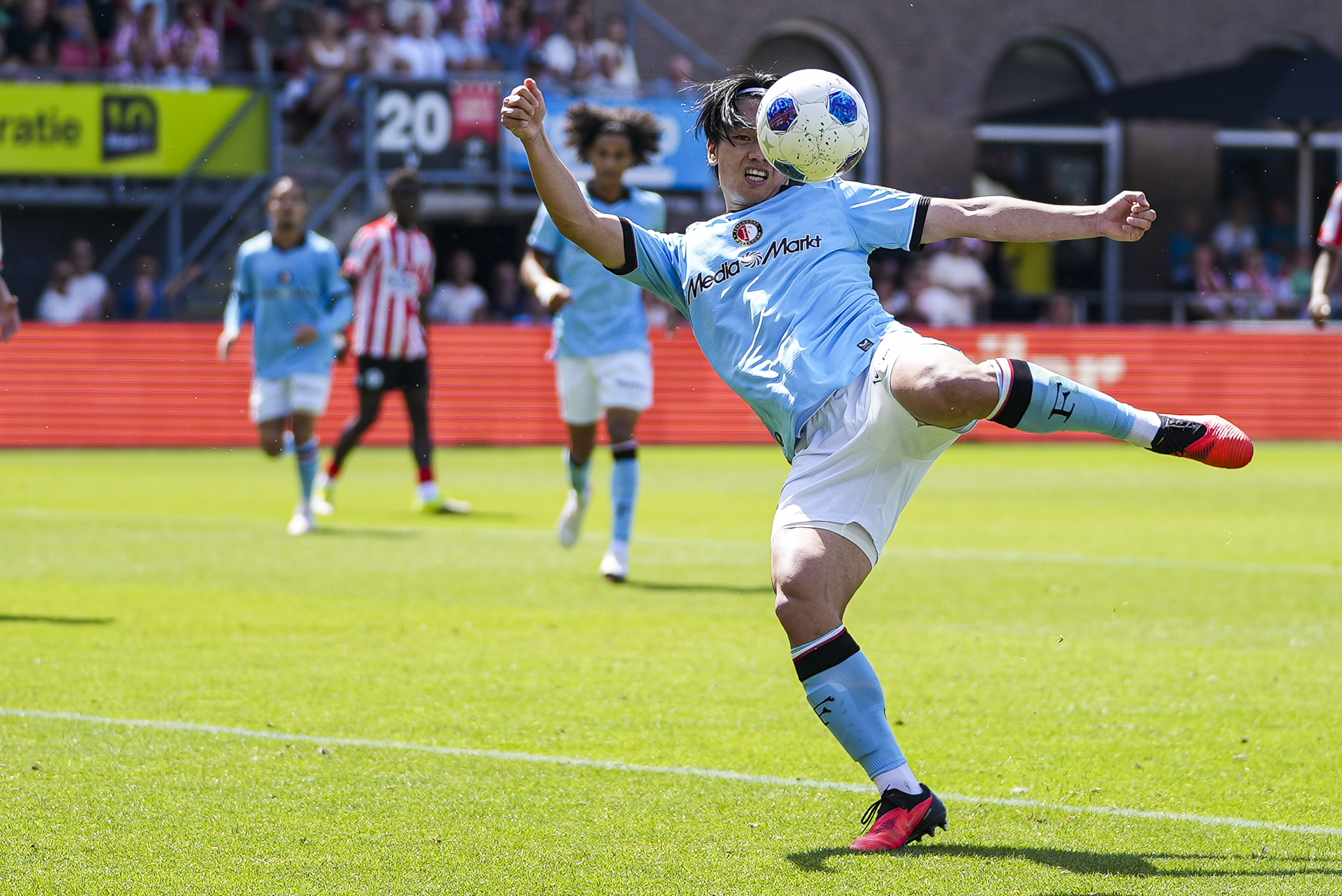 Kansen genoeg, doelpunten schaars: Feyenoord wint nipt van Sparta