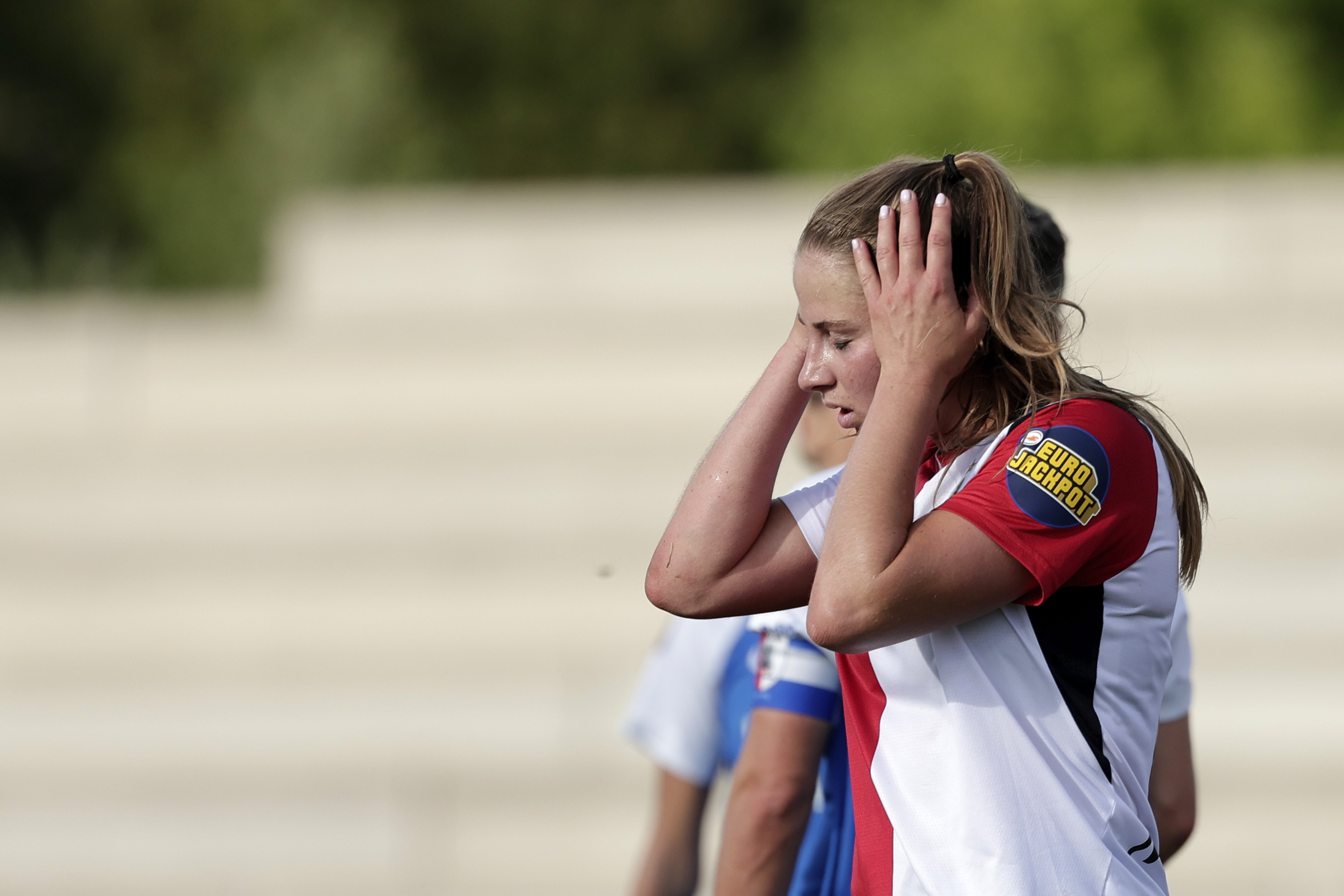 Tess van Bentem twee Europese wedstrijden geschorst
