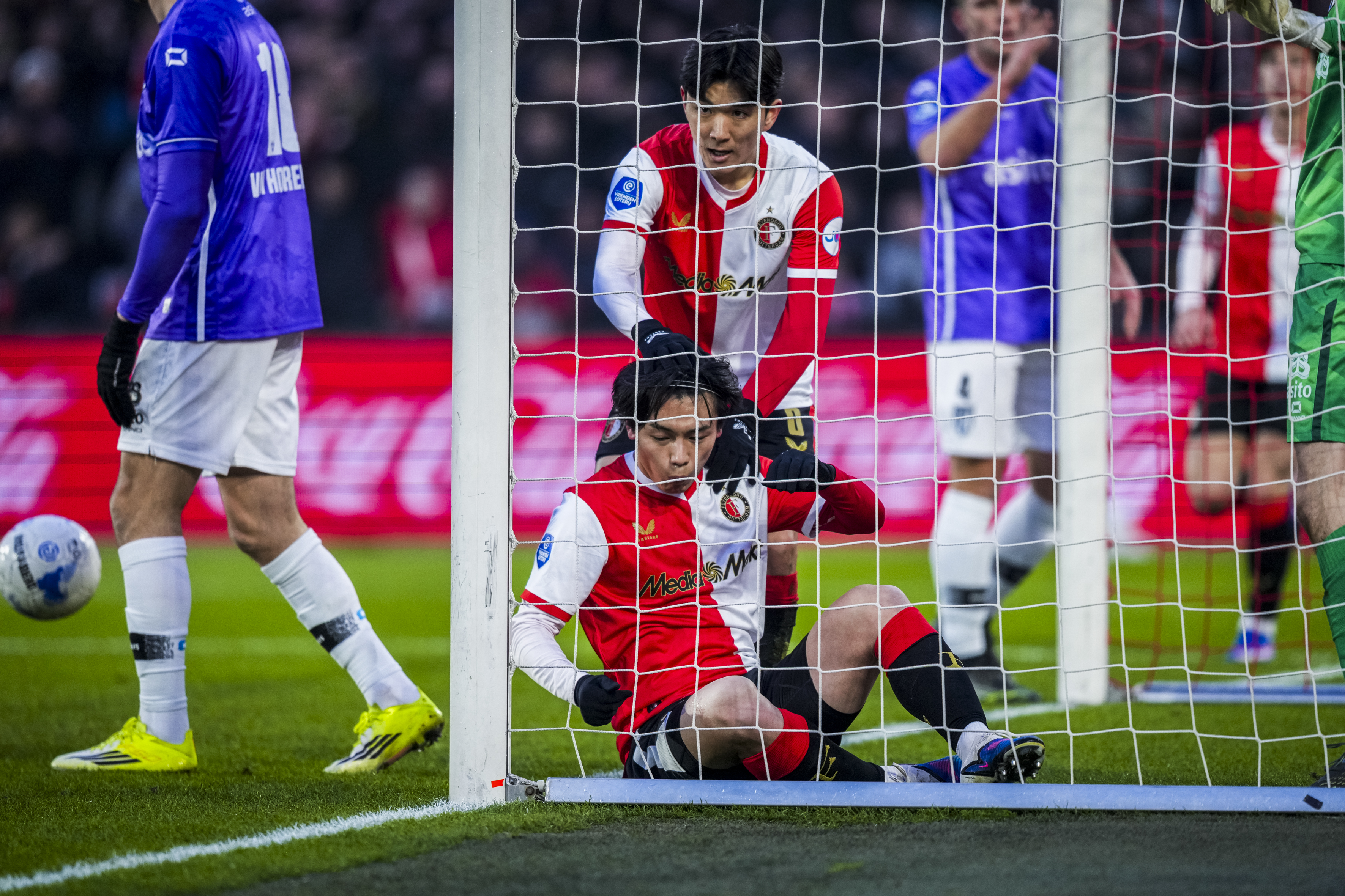 Oud-Feyenoord-spitsen scoren erop los in Frankrijk, Hwang trefzeker in O Clássico