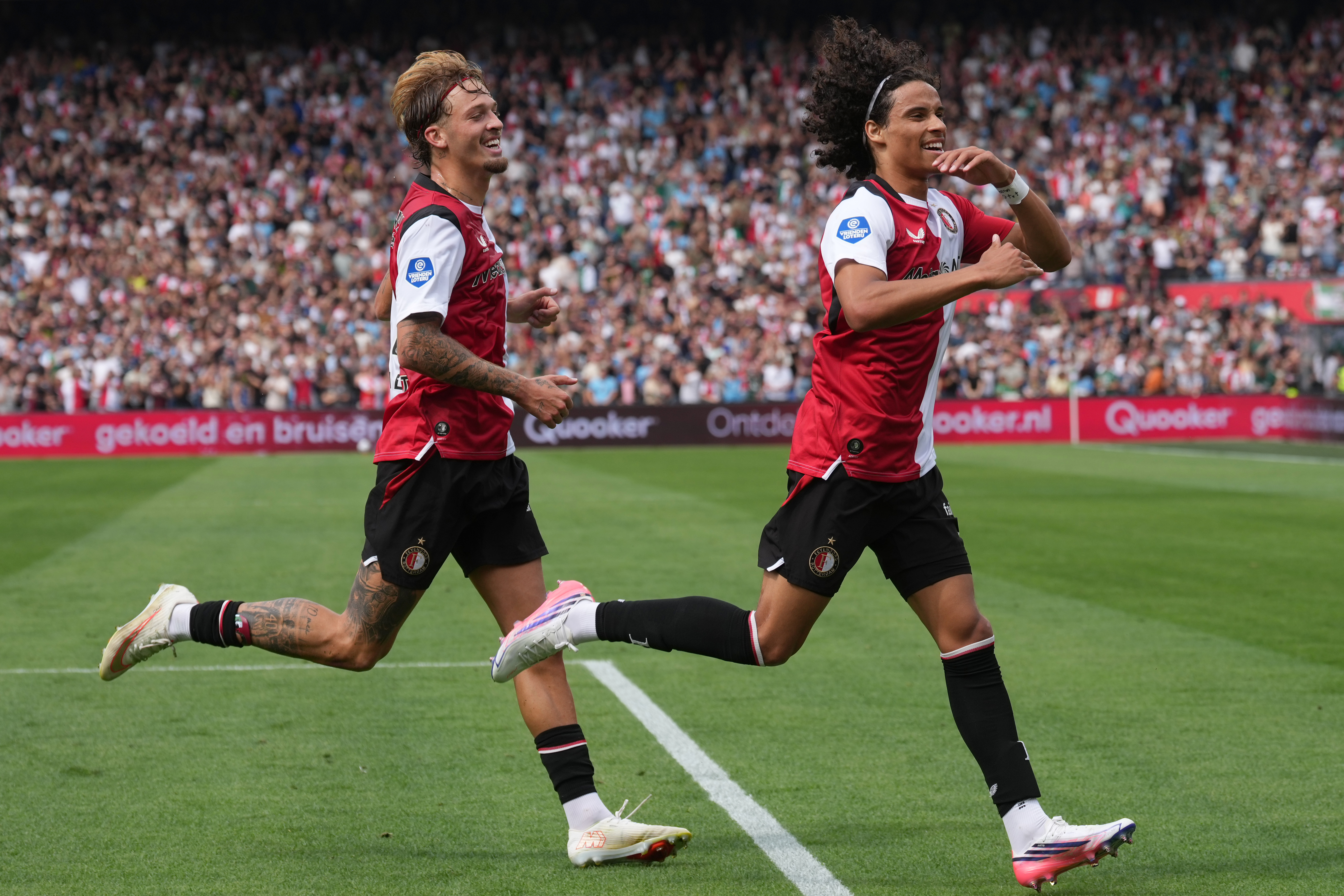 Twee Feyenoorders in Eredivisie Team van de Maand