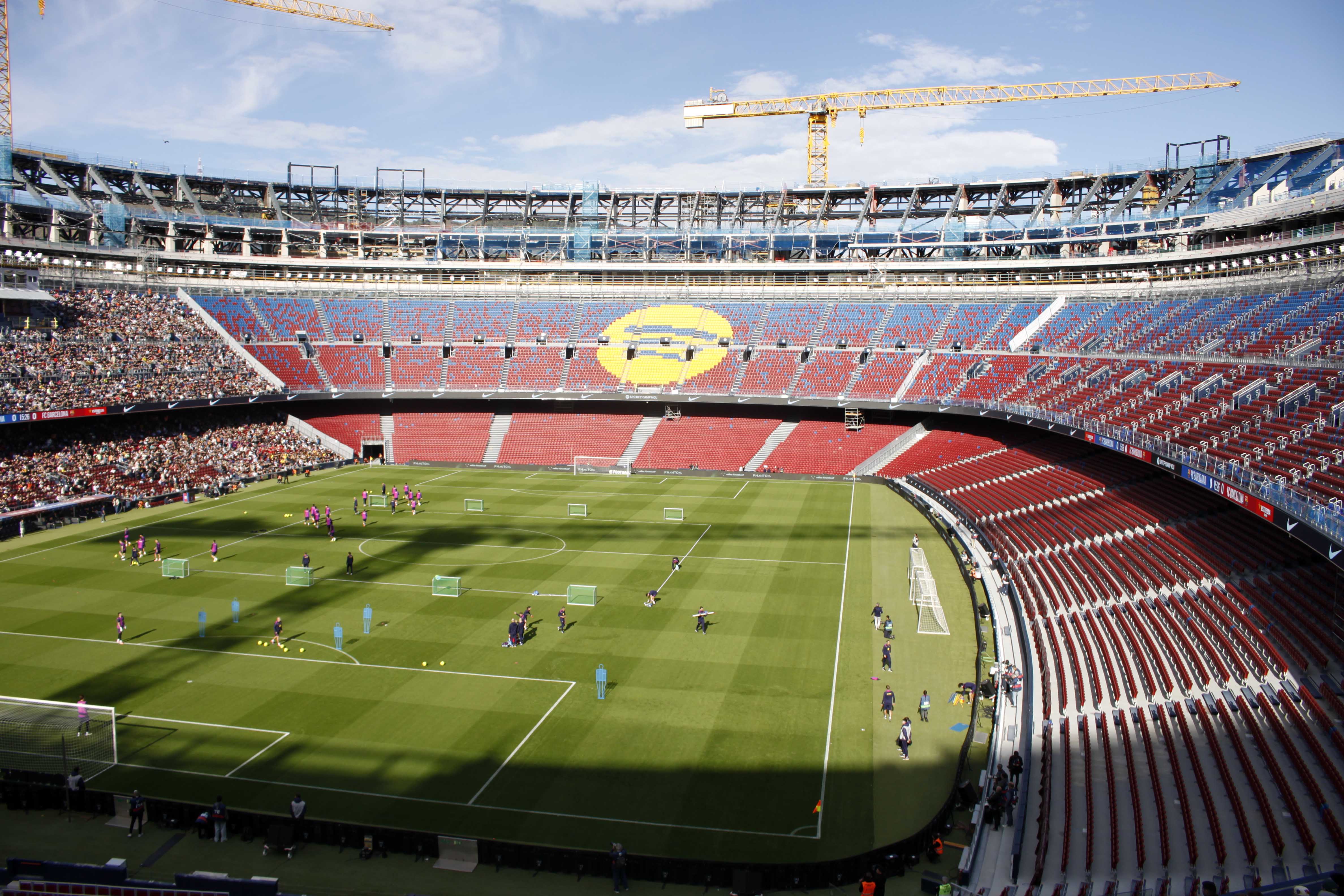 Duitse arbiter heeft leiding over FC Barcelona tegen Feyenoord