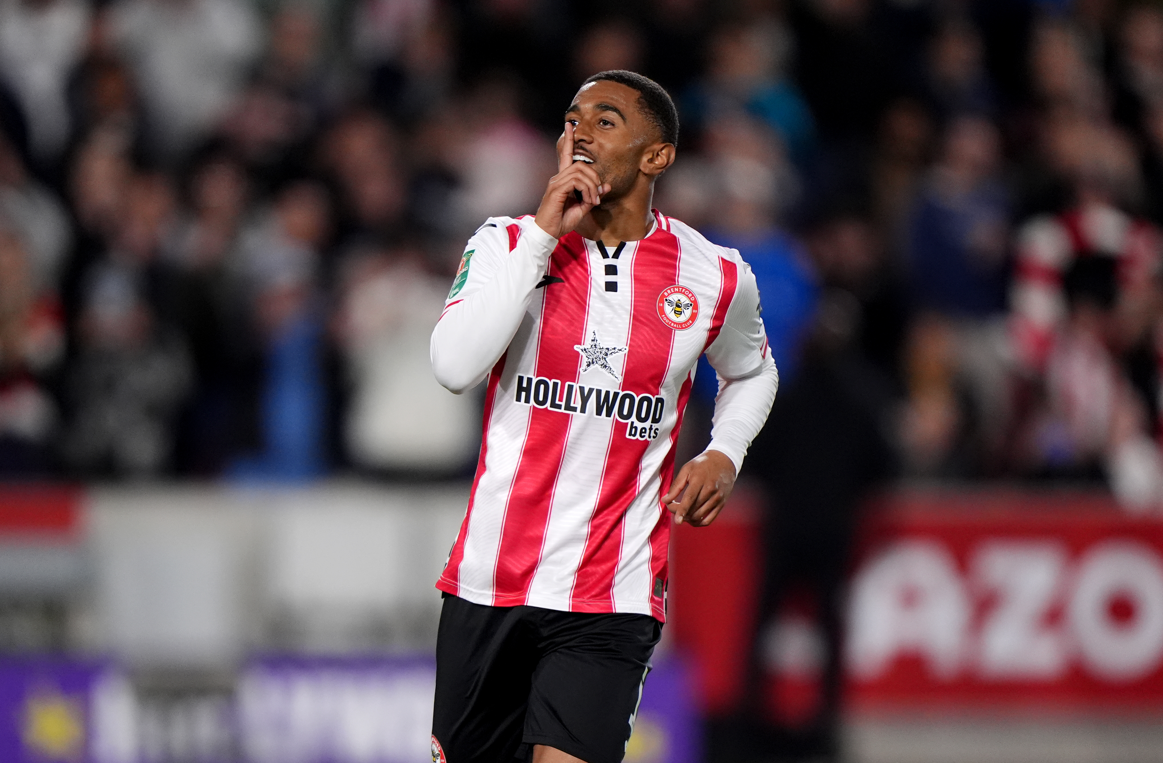 Nelson tekent éénjarig contract bij Feyenoord: 'Fijn om terug te zijn'