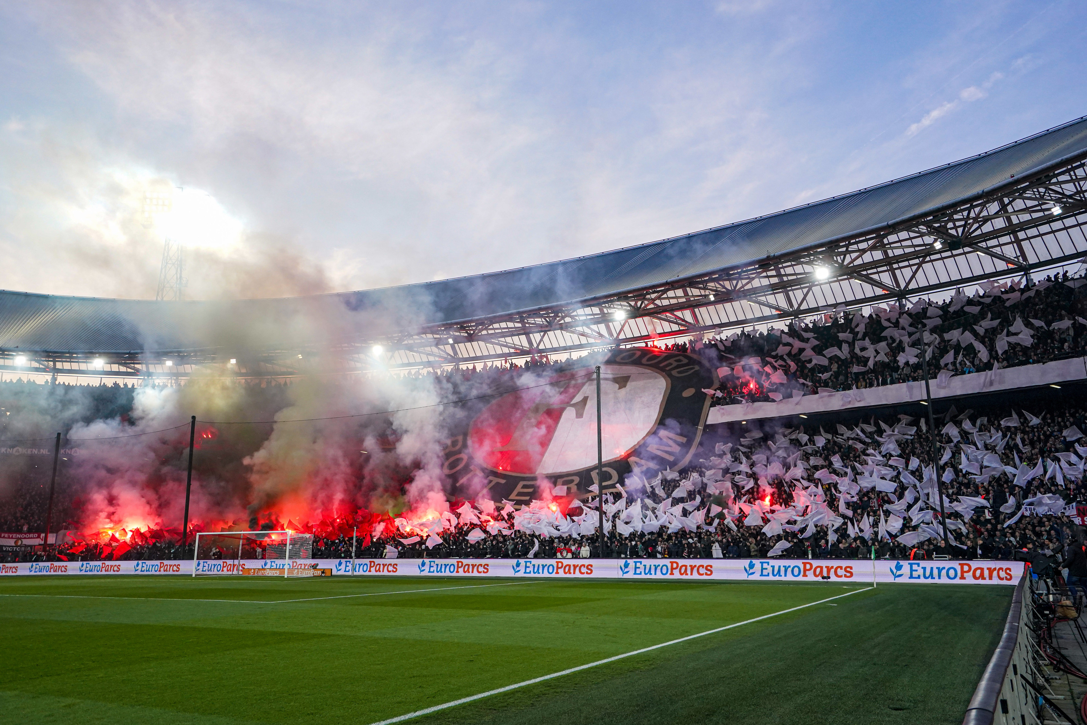 Feyenoord haalt aartsrivaal Ajax in: selectiewaarde toont flinke verschillen na Transfermarkt-update