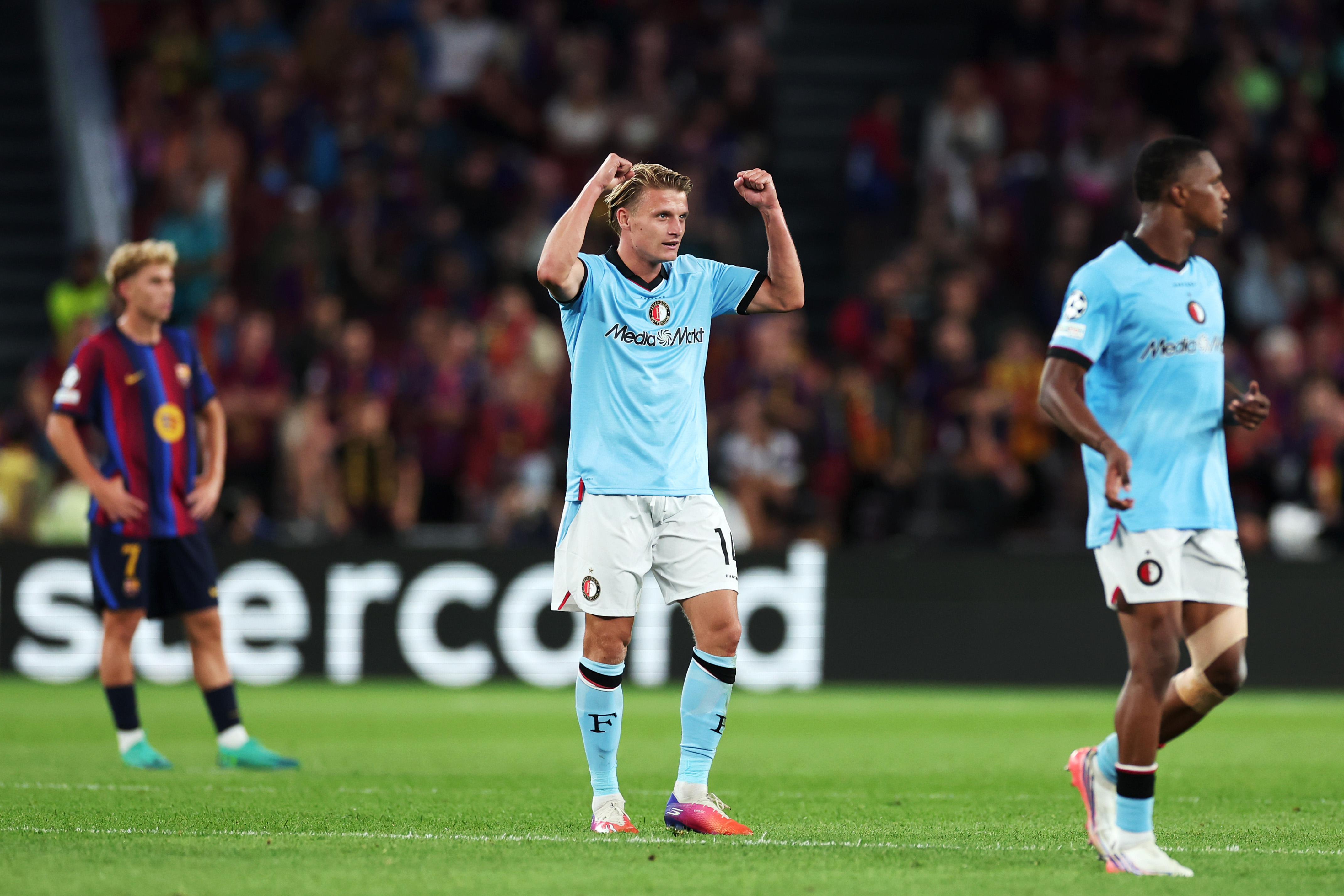 Steijn scoort tegen Barcelona: "Dit moest mij ooit ook een keer lukken"