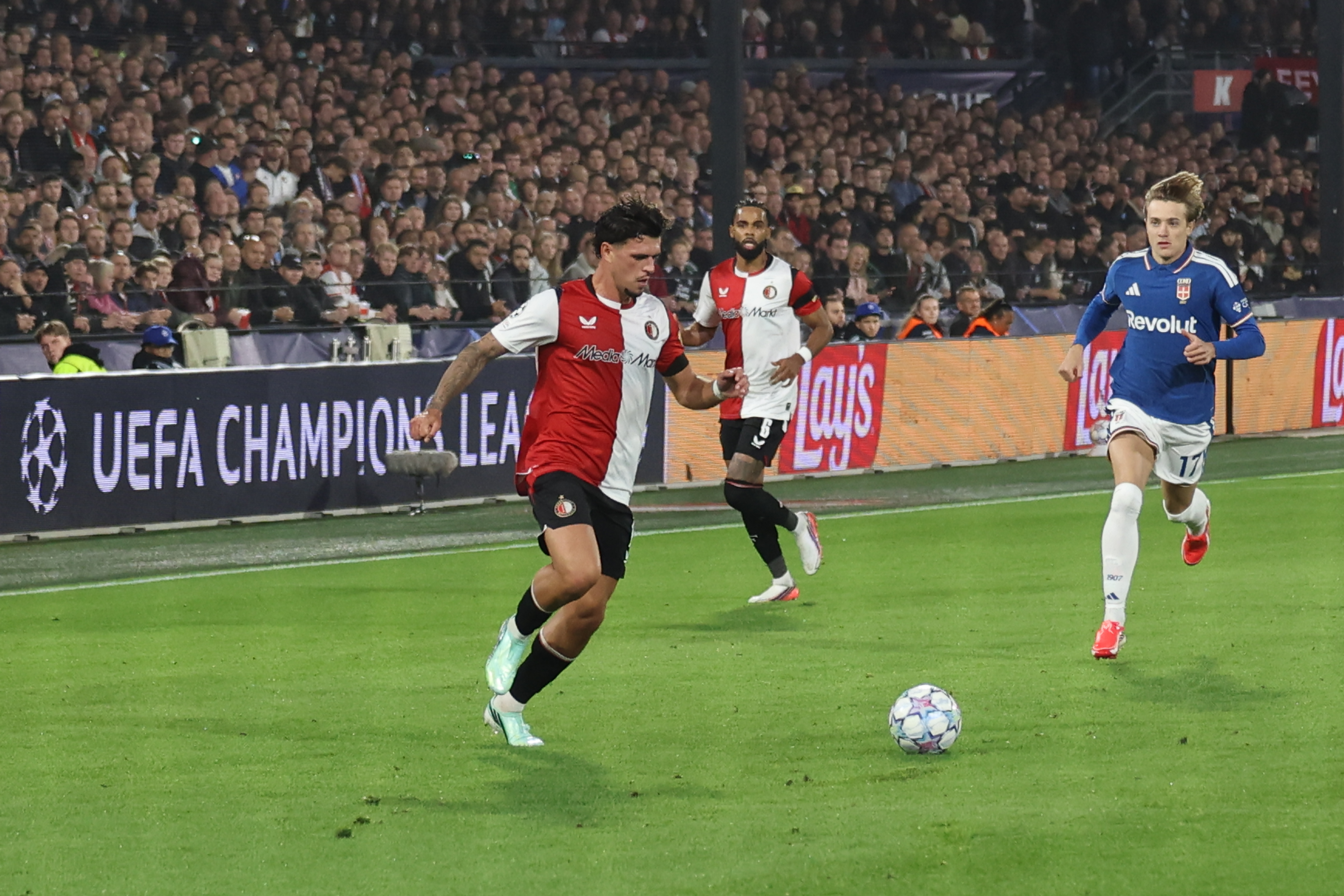 feyenoord-como-1907-3-2-jim-breeman-sports-photography-15