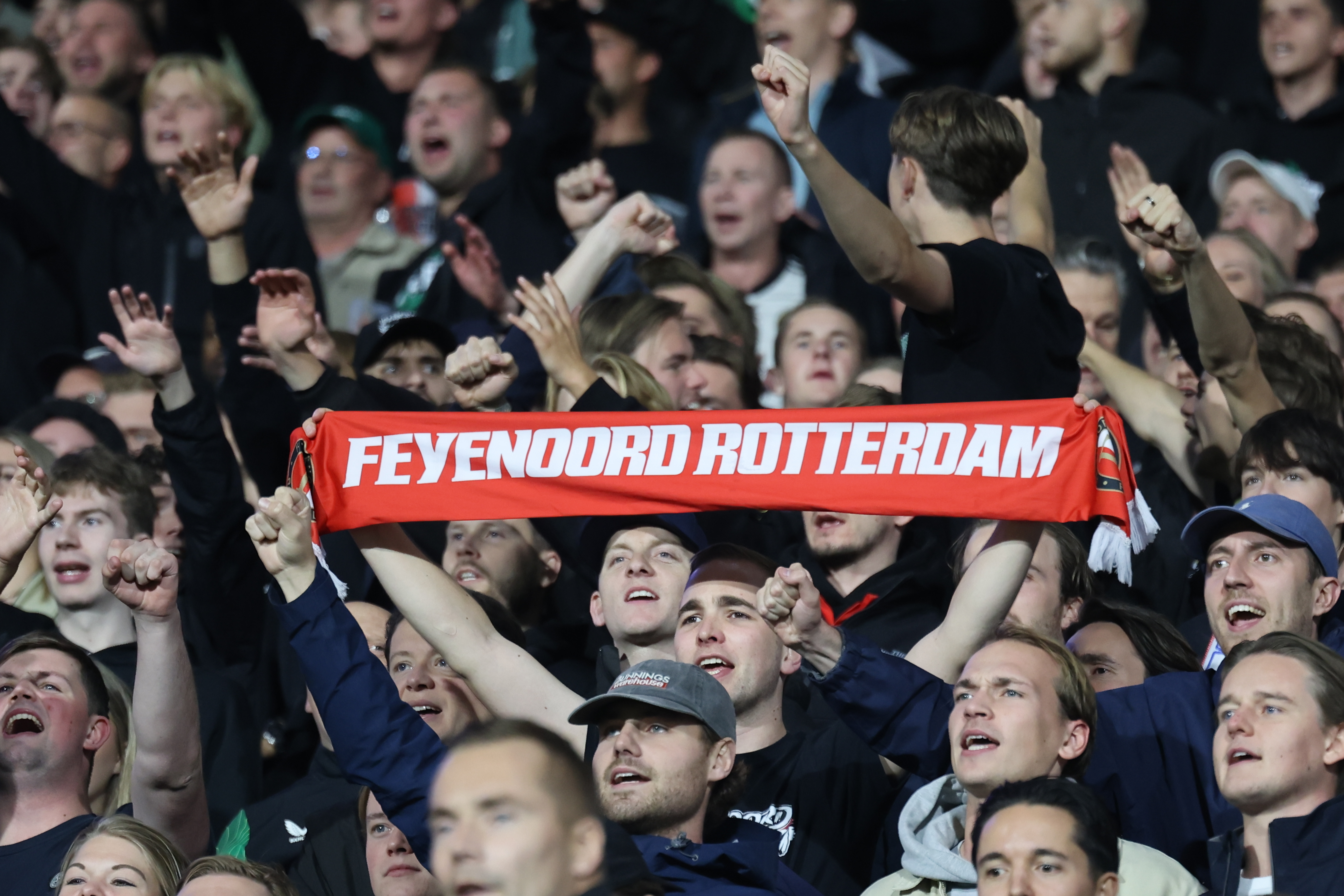 feyenoord-como-1907-3-2-jim-breeman-sports-photography-29
