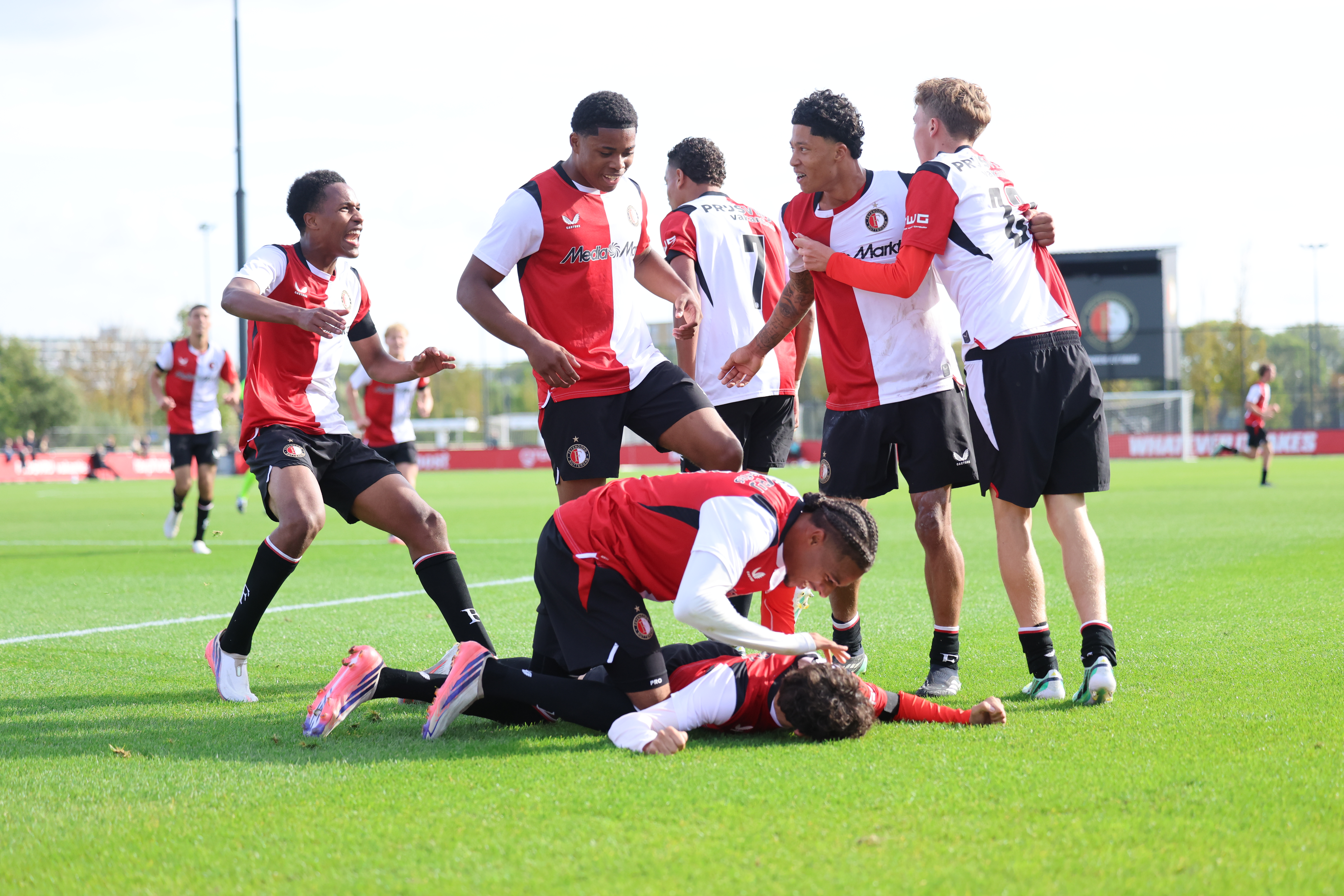 feyenoord-u19-como-1907-u19-1-0-jim-breeman-sports-photography-106
