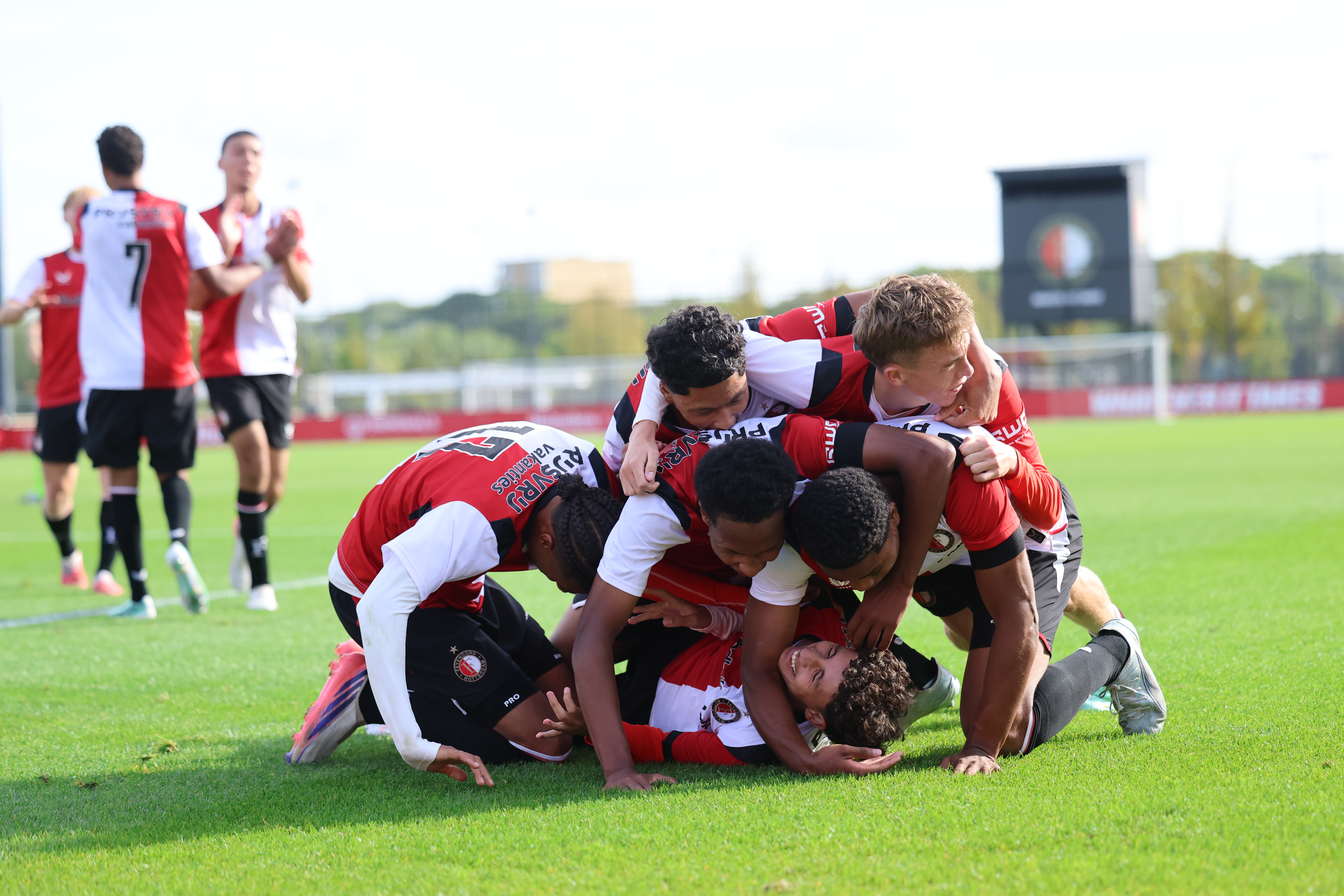 feyenoord-u19-como-1907-u19-1-0-jim-breeman-sports-photography-110