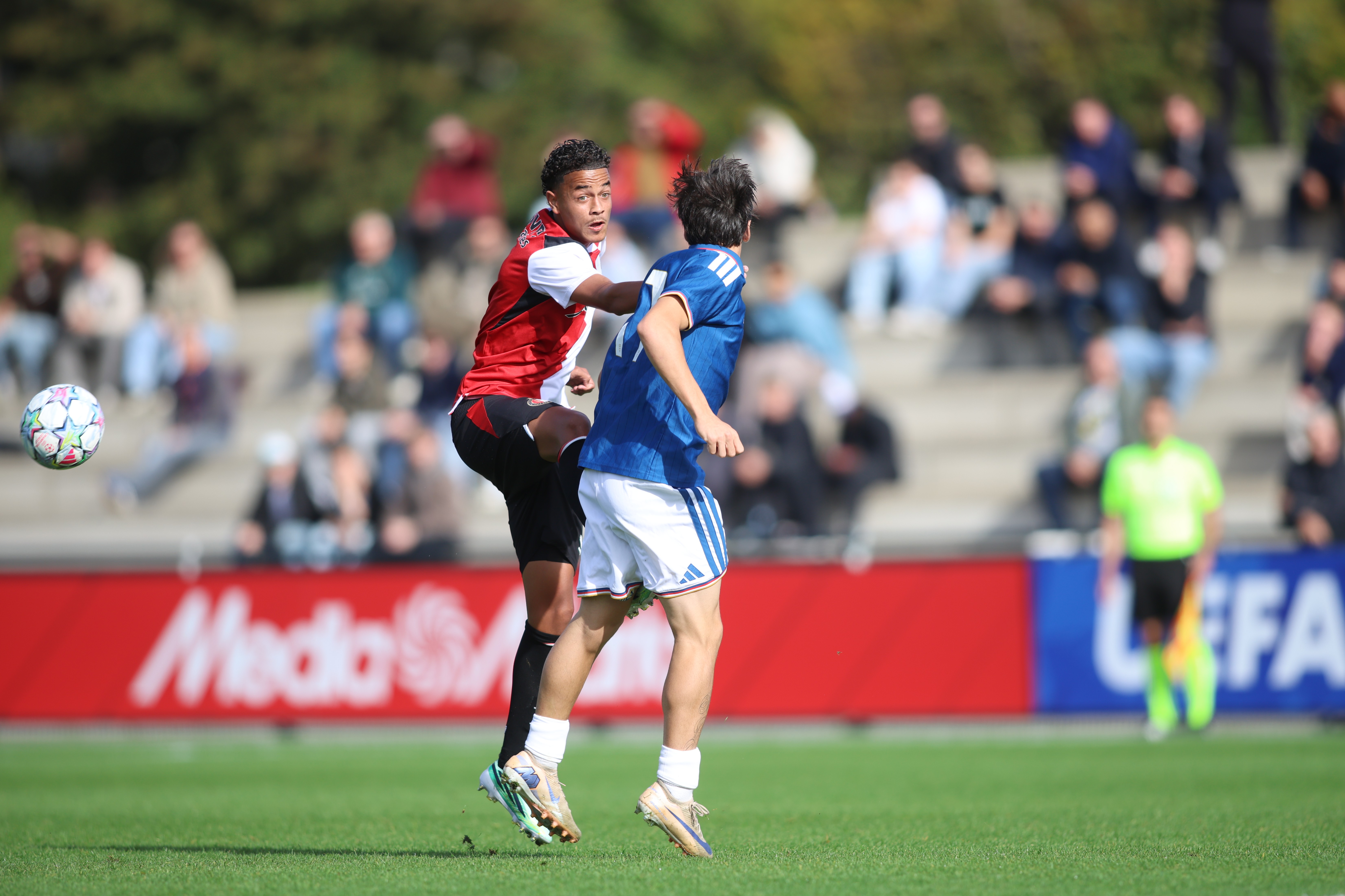 feyenoord-u19-como-1907-u19-1-0-jim-breeman-sports-photography-13