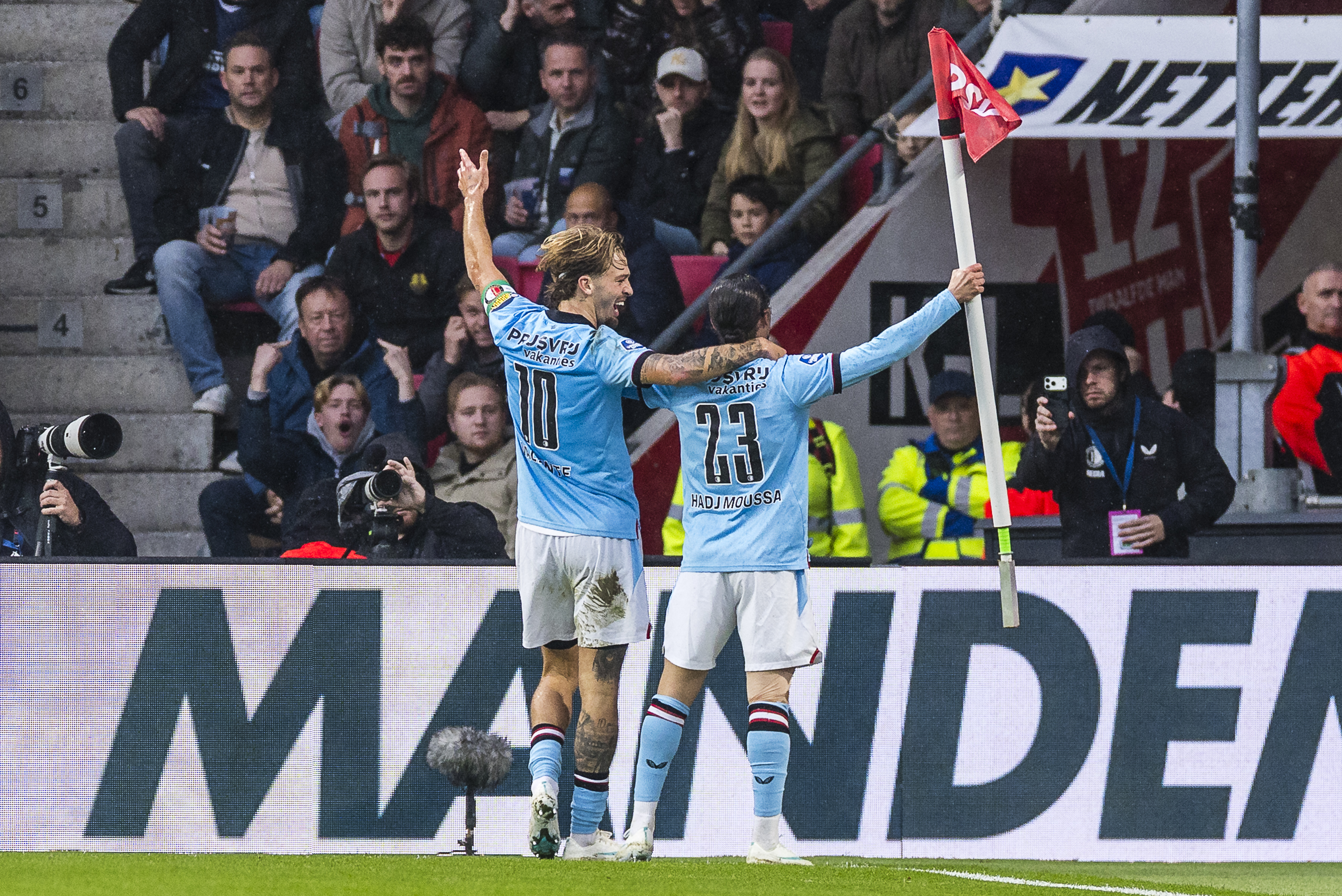 Valente Hadj Moussa cornervlag PSV Pro Shots