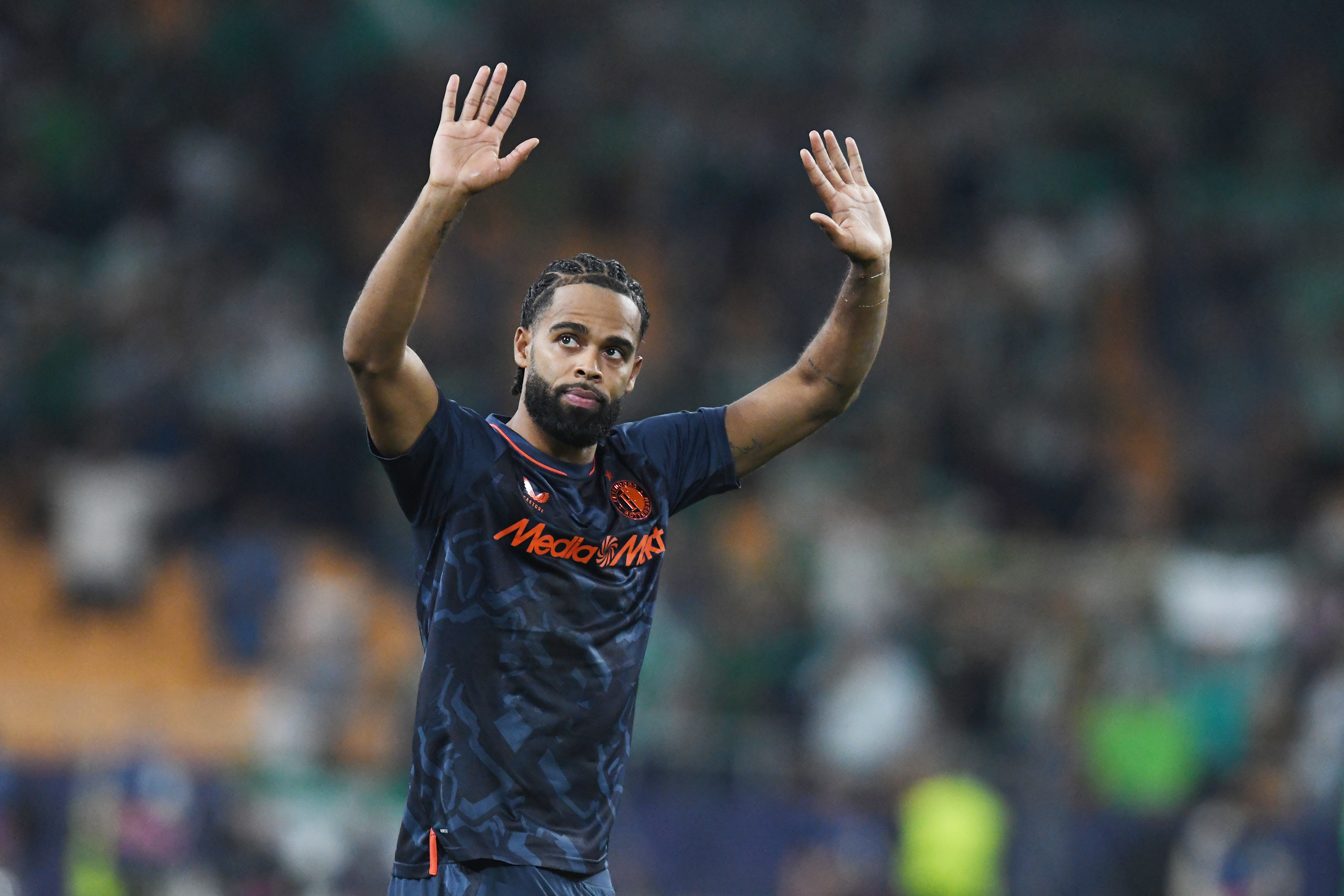 St. Juste kon vertrekken bij Feyenoord, maar weigerde: "Zo wilde hij niet eindigen"