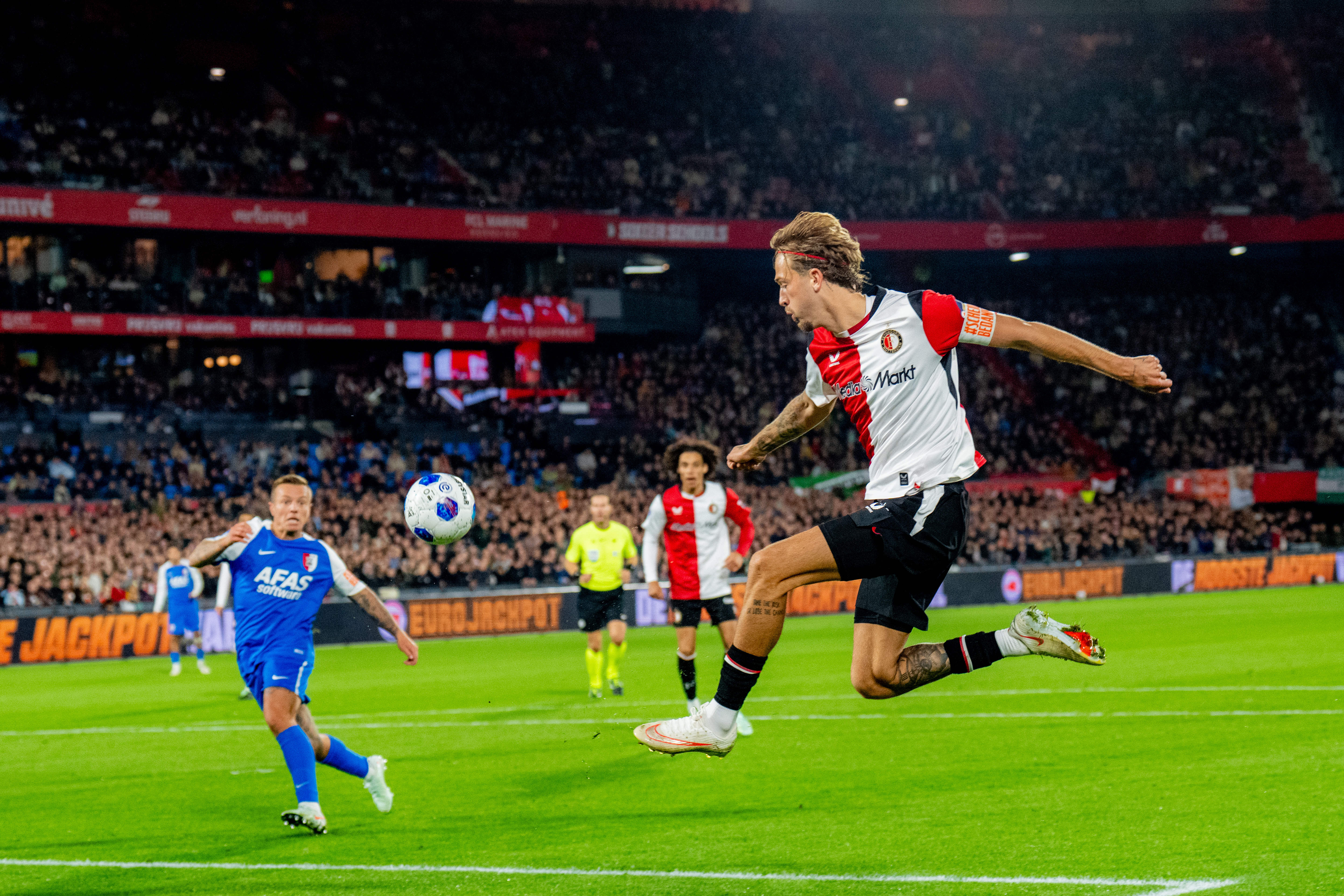 "Als Valente die ballen in een Ajax-shirt had gegeven, waren ze tachtig keer herhaald"