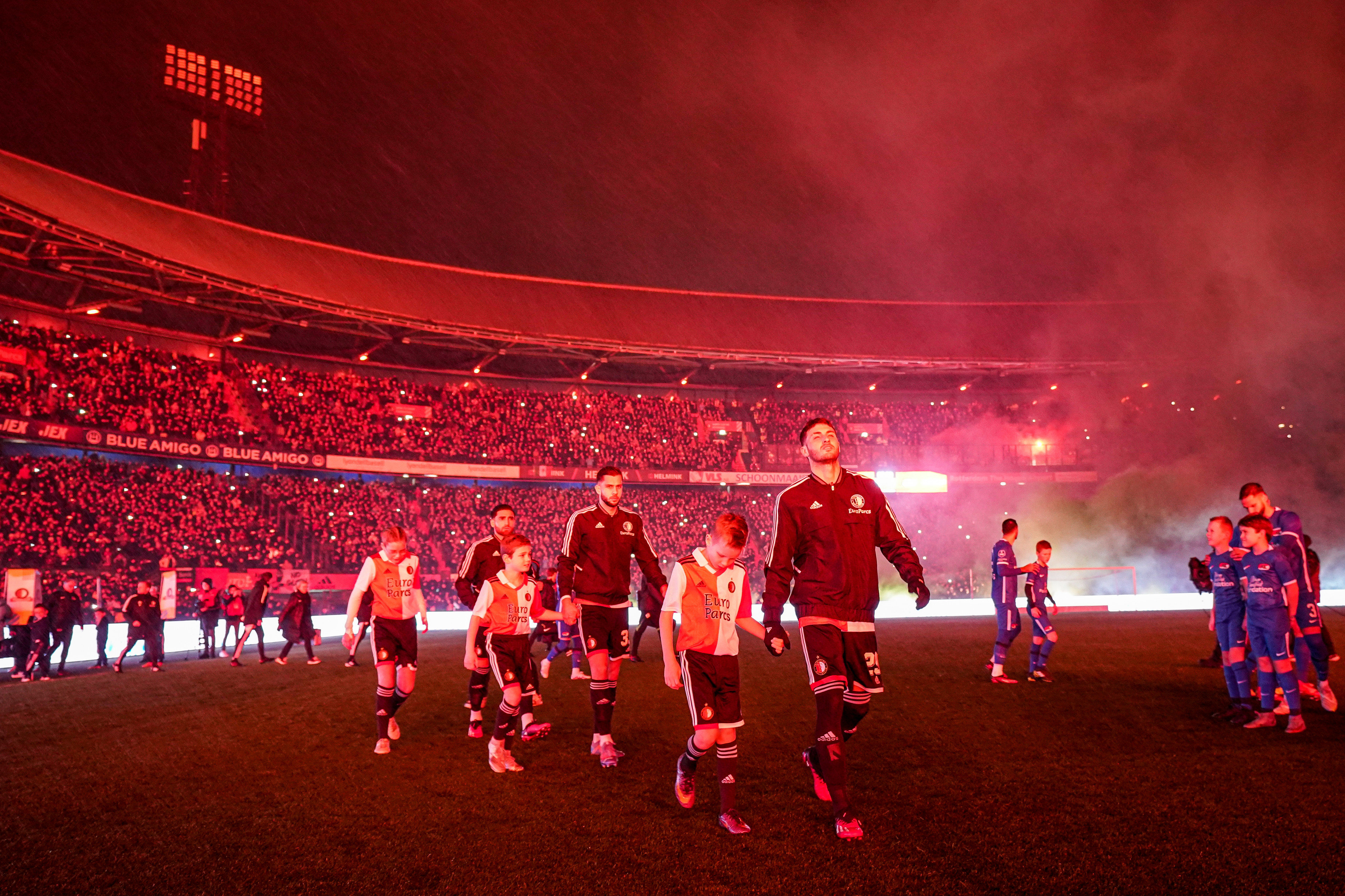 Feyenoord - AZ • 2-1 [FT]