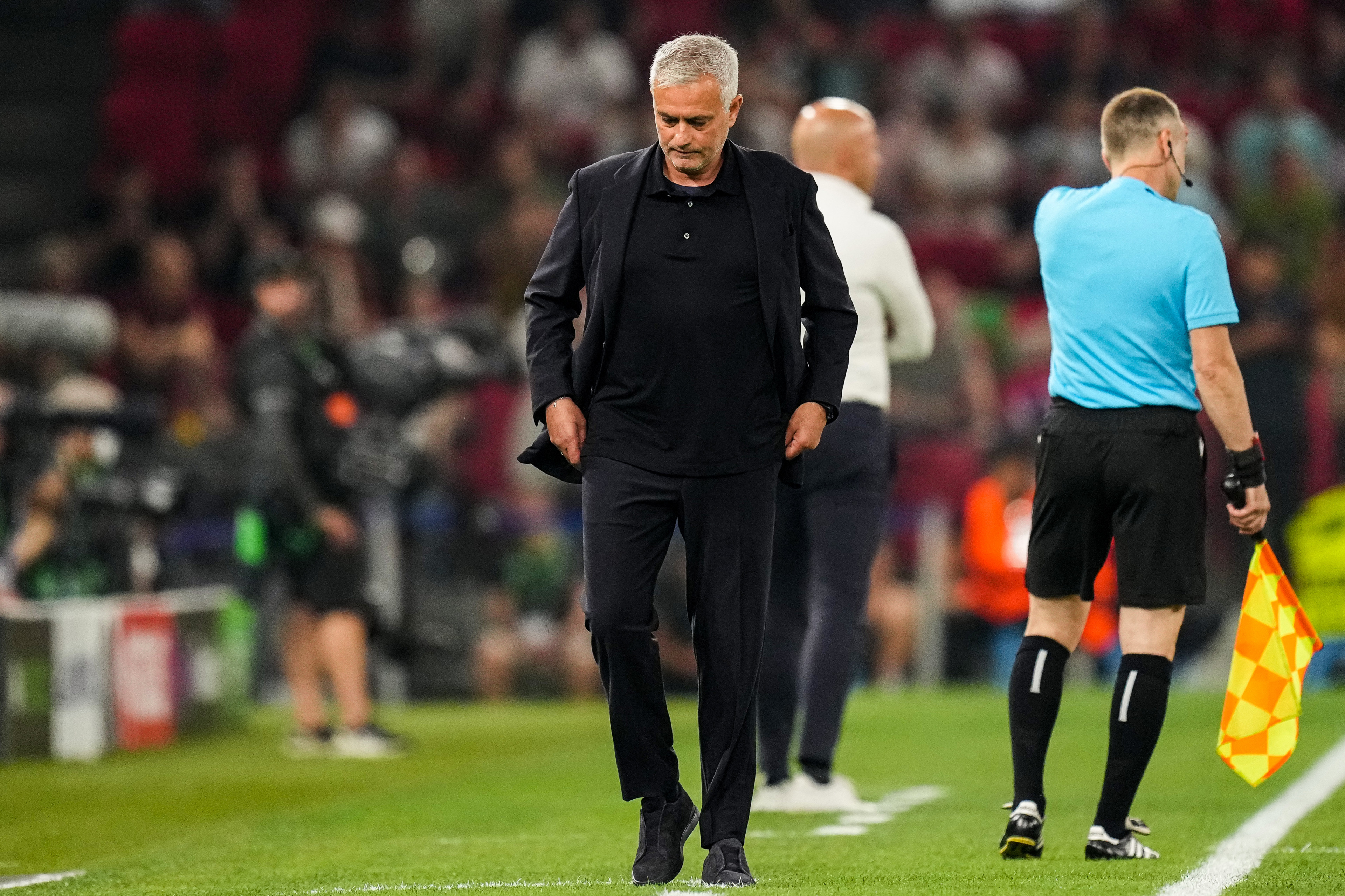 'Positie Mourinho wankelt bij Feyenoord-tegenstander Roma'