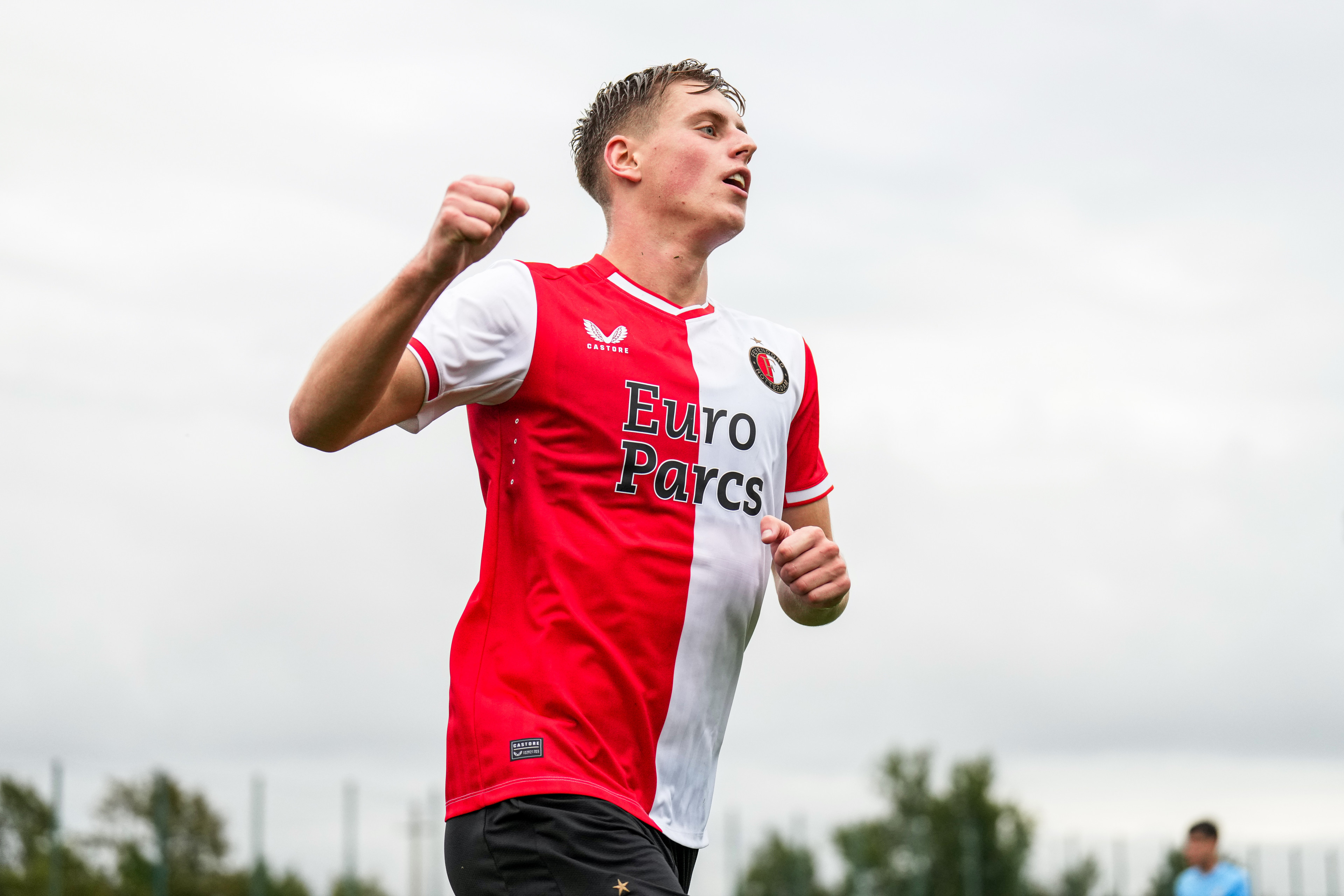 Feyenoord O21 wint uitduel bij hekkensluiter PEC Zwolle O21