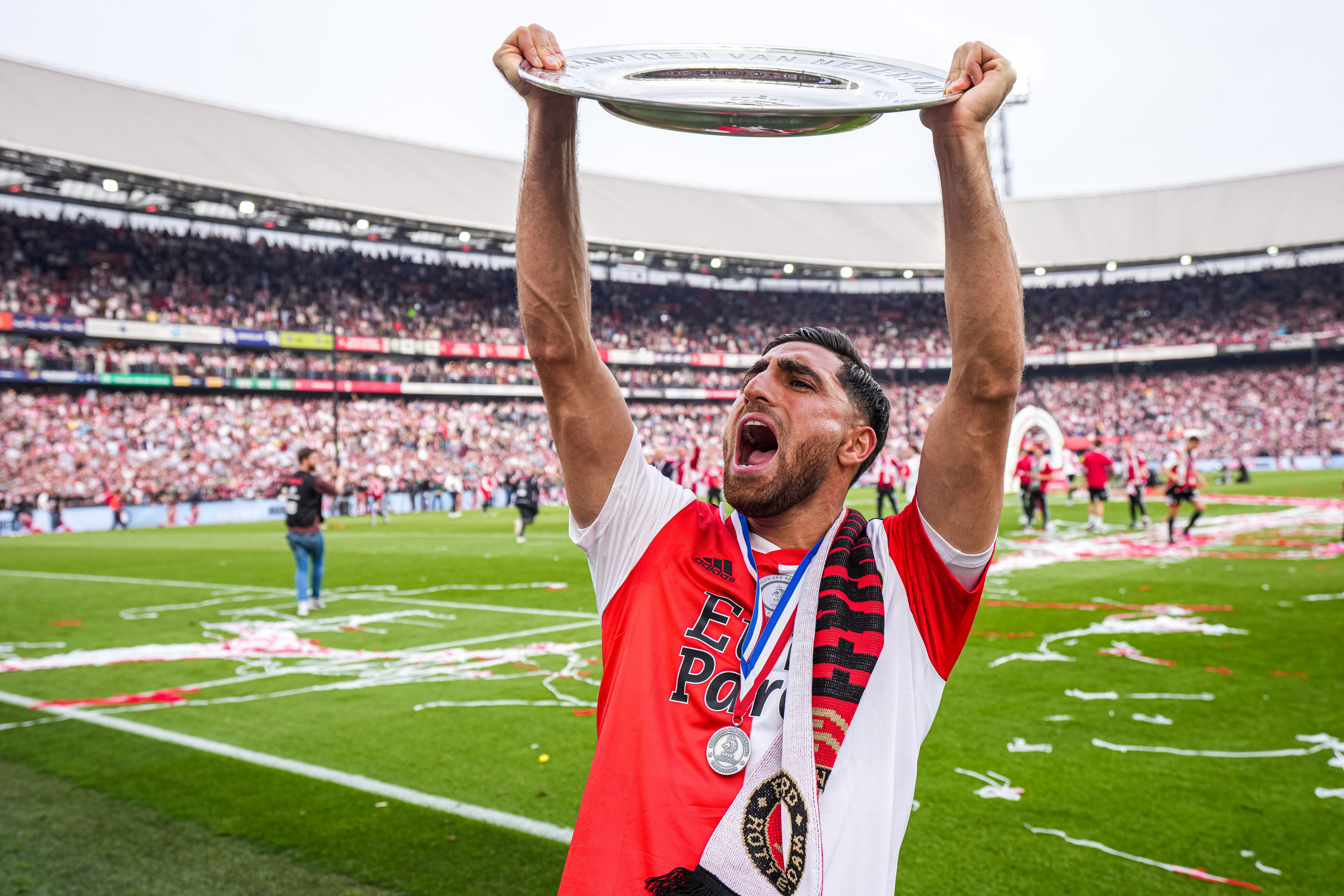 Jahanbakhsh en Gimenez vinden zichzelf geen legendes: "Maar leuk om iets te geven aan de club"