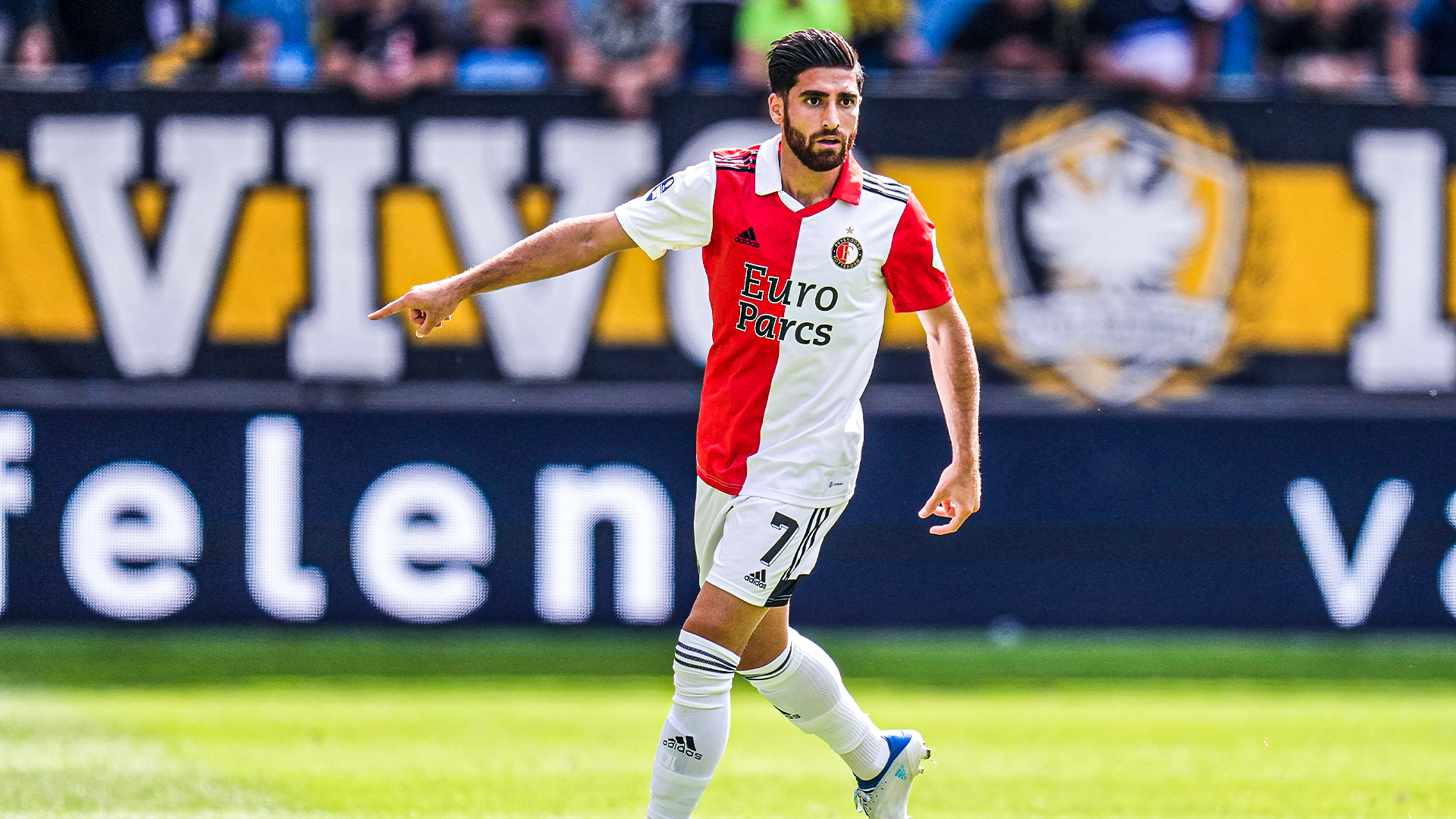 "Actie van Jahanbakhsh is een stommigheid"