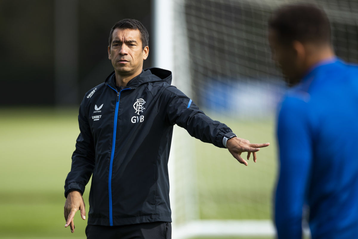 Van Bronckhorst ontslagen bij Rangers