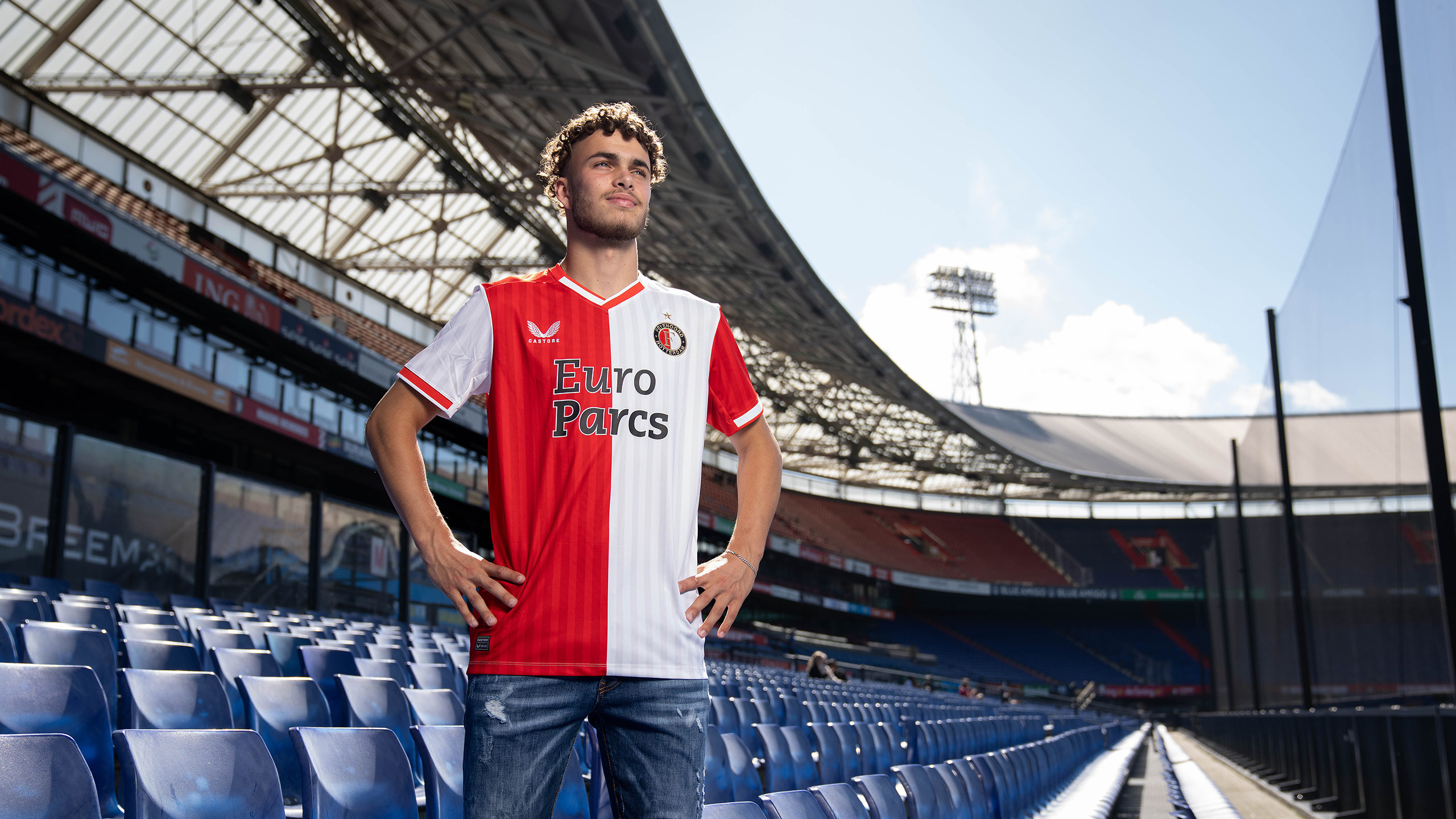 Feyenoord verlengt contract jeugdspeler Sliti