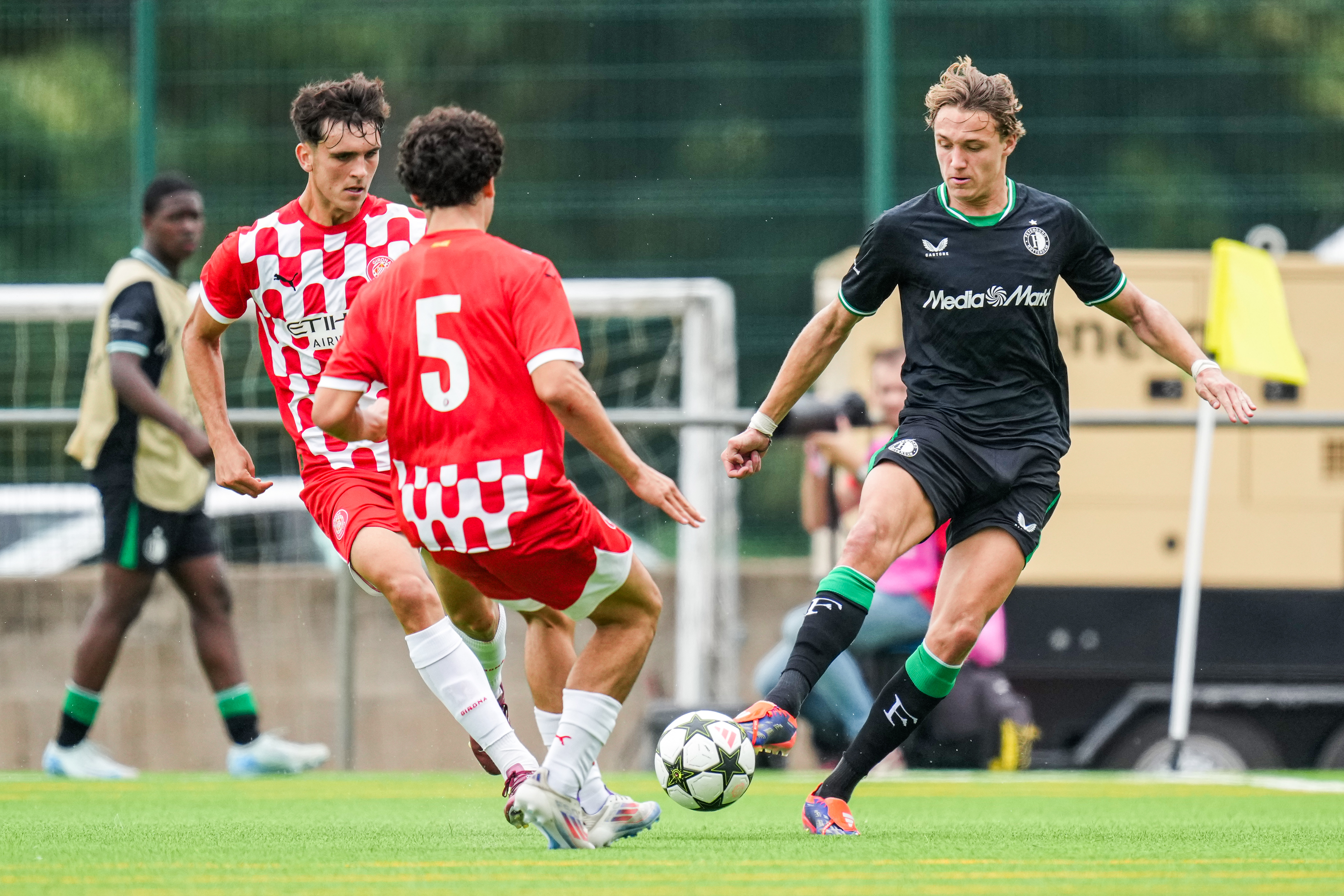 Feyenoord O19 verliest Youth League-duel van Girona O19