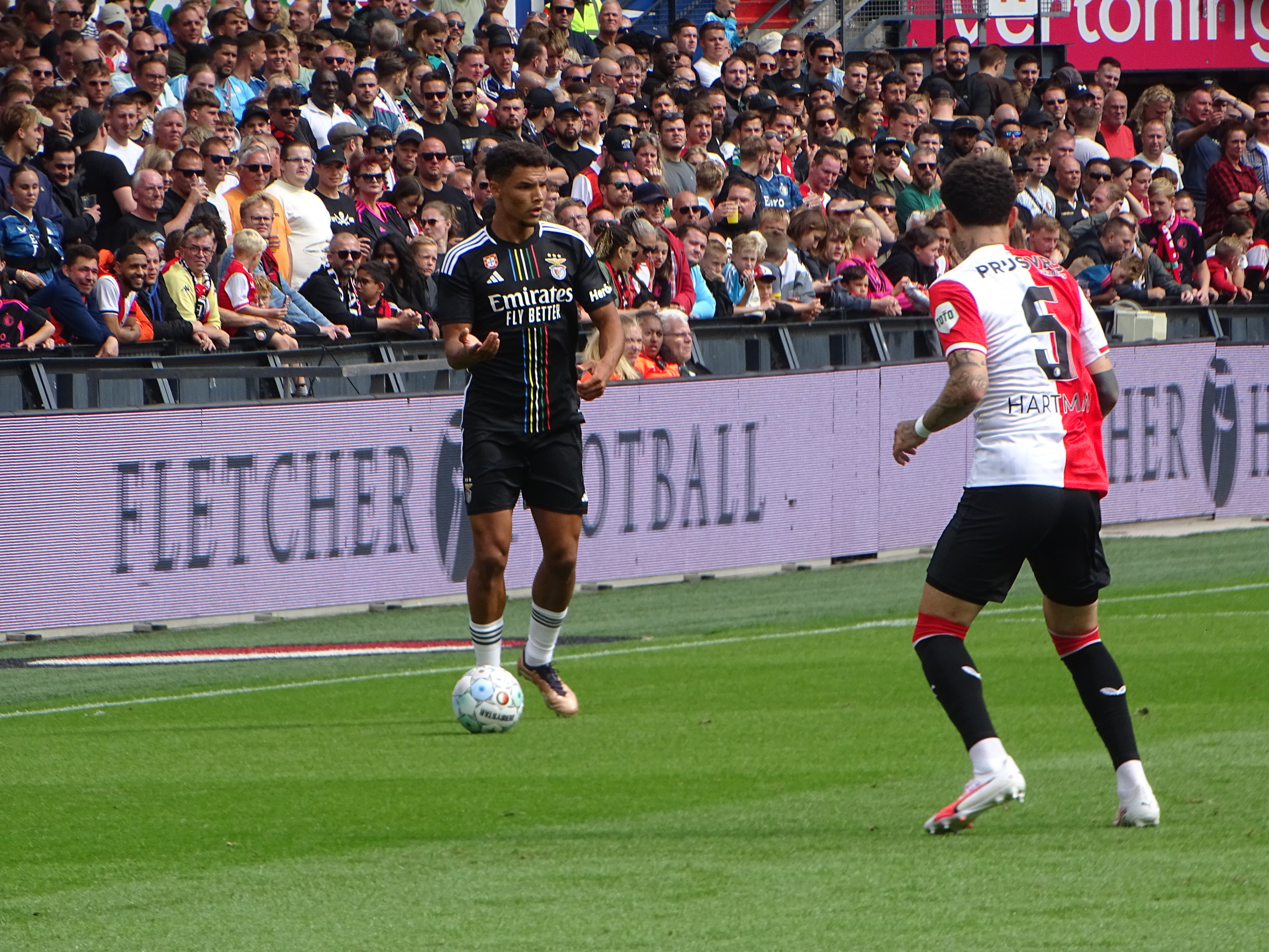 feyenoord-benfica-2-1-jim-breeman-sports-photography-33