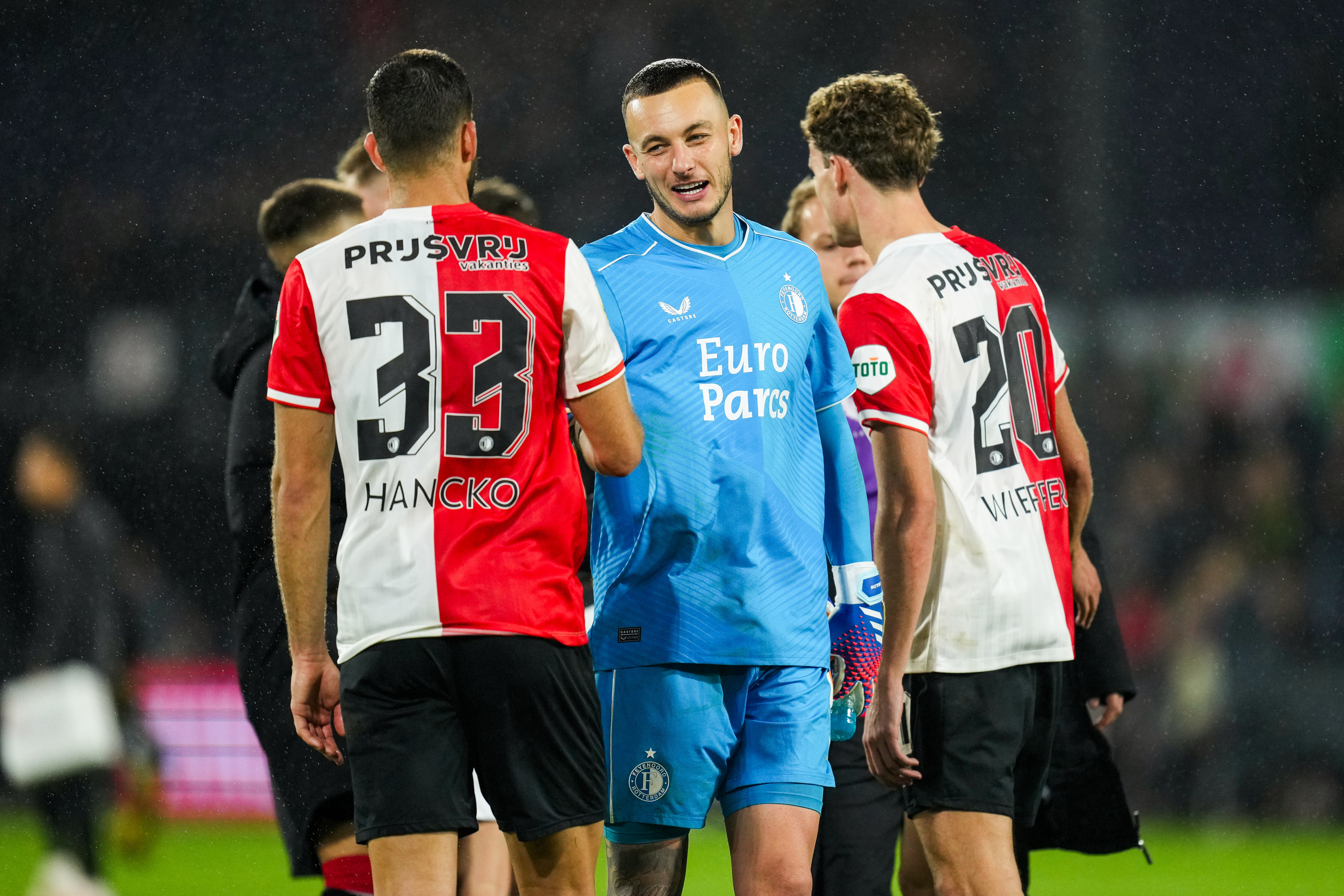 Feyenoord maakt voorlopige rugnummers bekend