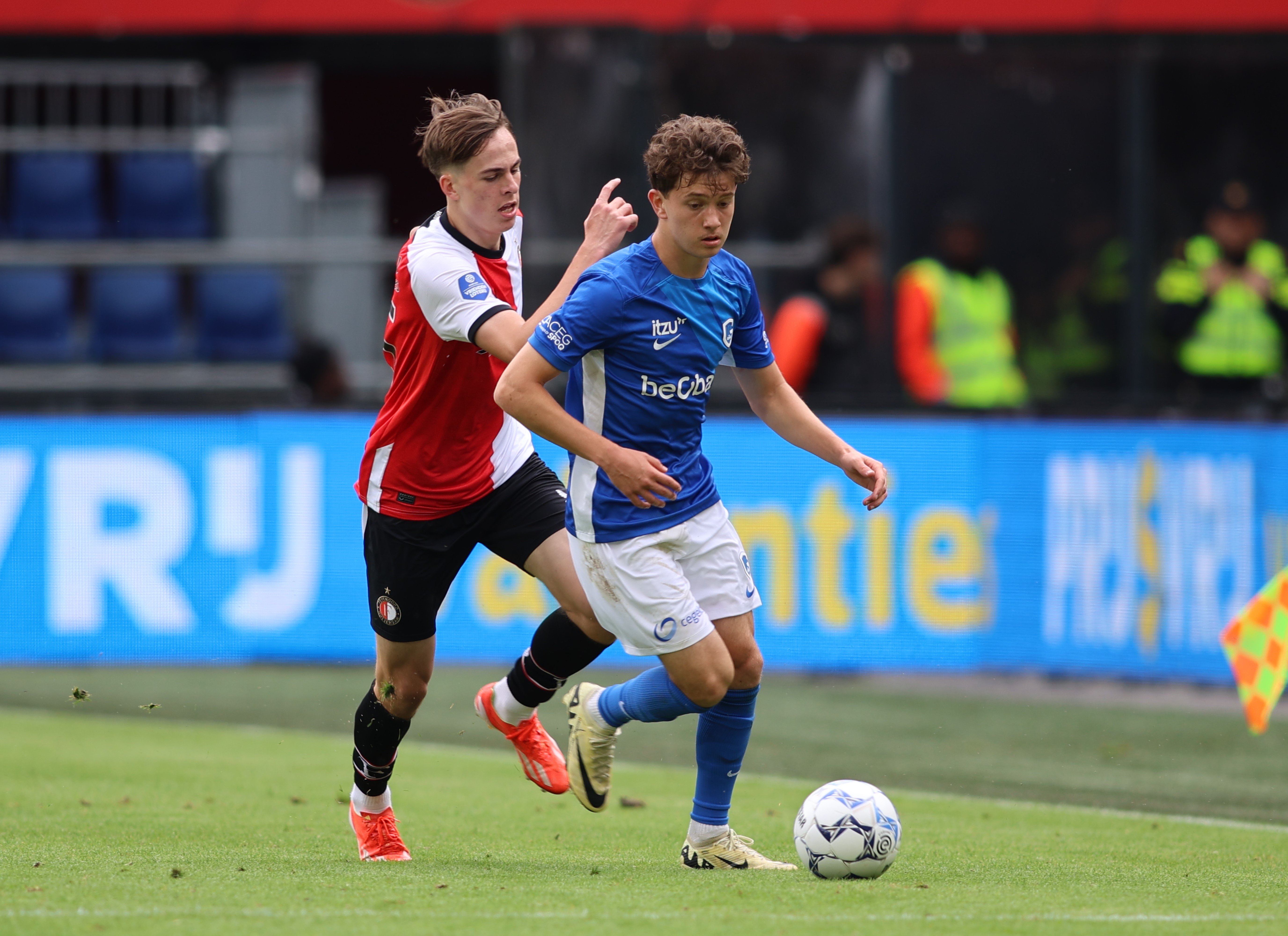 Leo Sauer Feyenoord - KRC Genk Jim Breeman Sports Photography