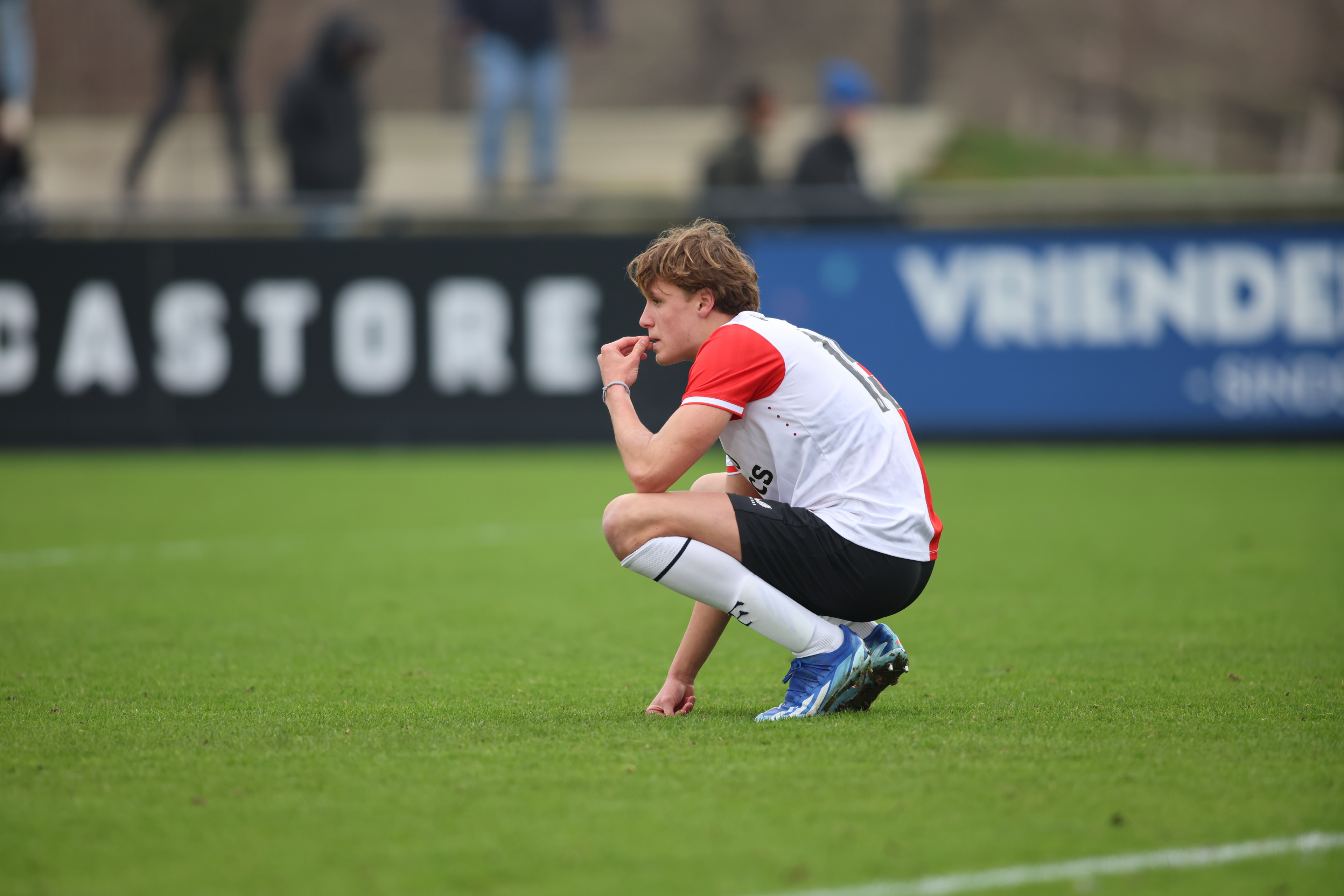 Overzicht Academy • Feyenoord O18 onderuit in mini-Klassieker