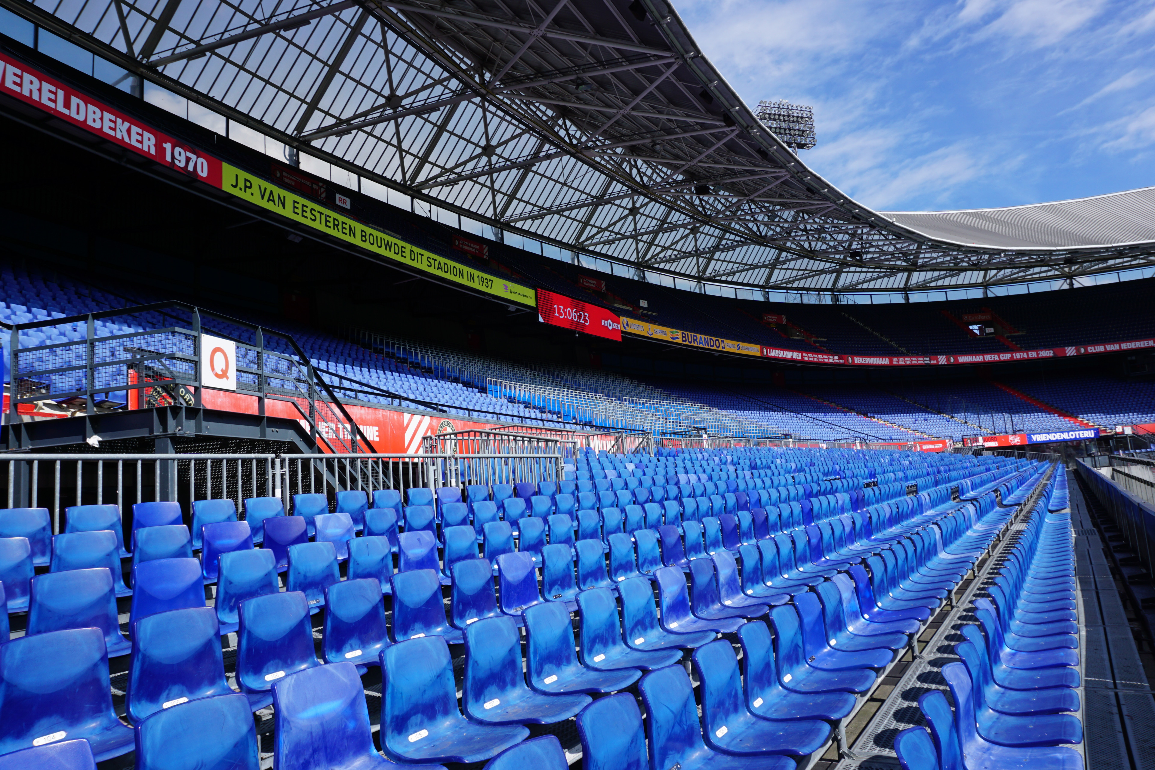 De Kuip ontvangt het Nederlands Elftal