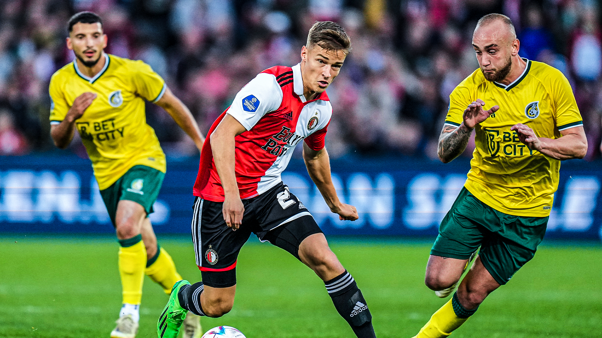 Naujoks: "Feyenoord zal altijd een plekje in mijn hart hebben”