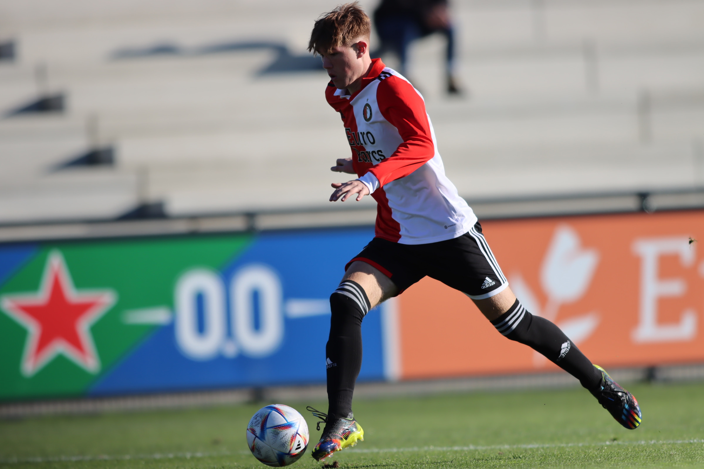 jim-breeman-sports-photography-feyenoord-o16-de-graafschap-o16-9-3-12