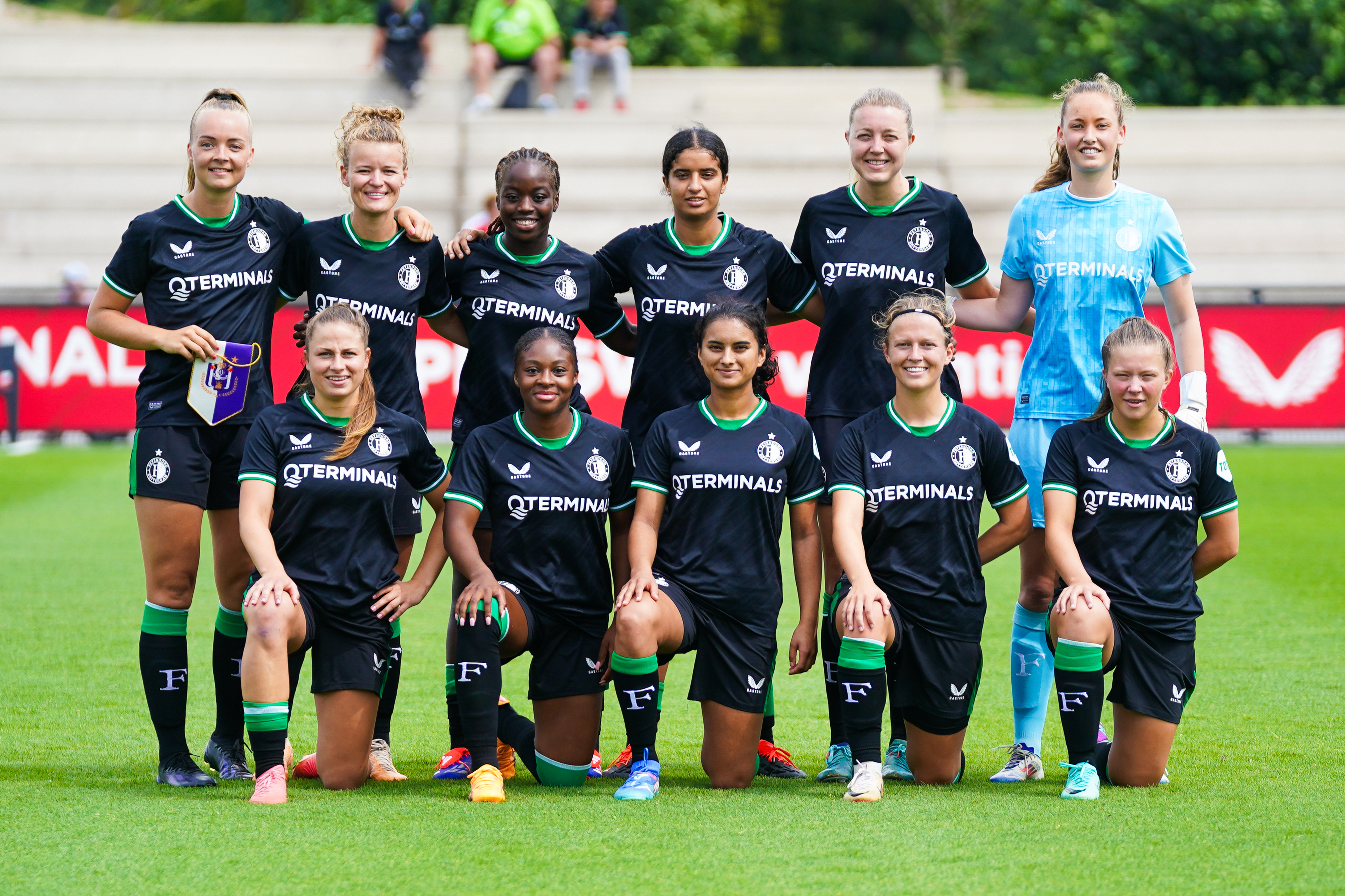 feyenoord-vrouwen-elftal