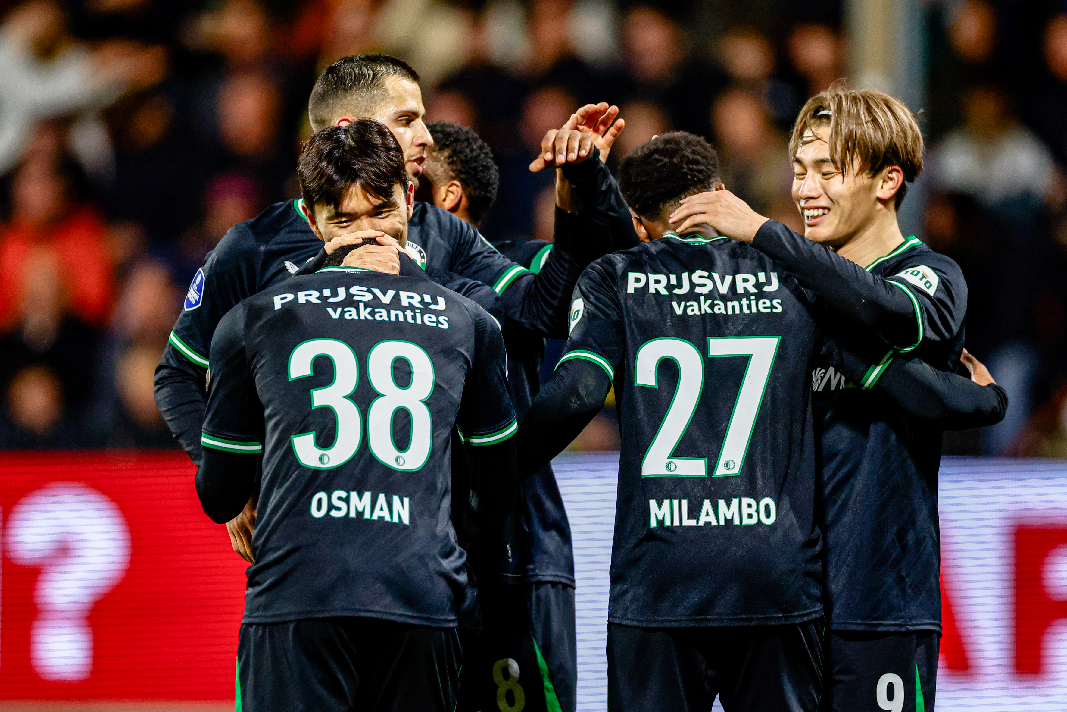 Opstelling Feyenoord • Priske wijzigt op negen posities ten opzichte van oefenwedstrijd in juli