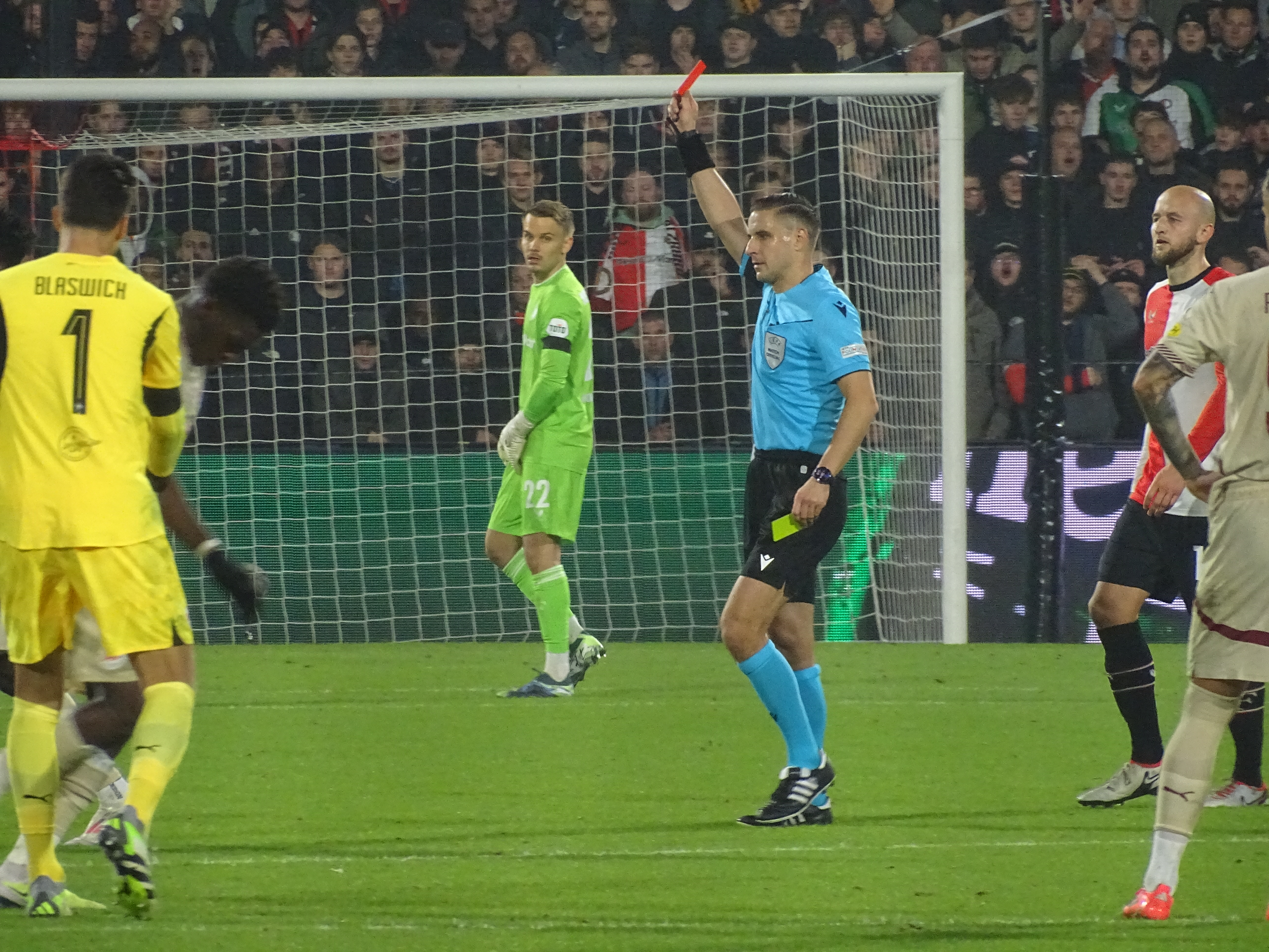 feyenoord-rb-salzburg-1-3-jim-breeman-sports-photography-37