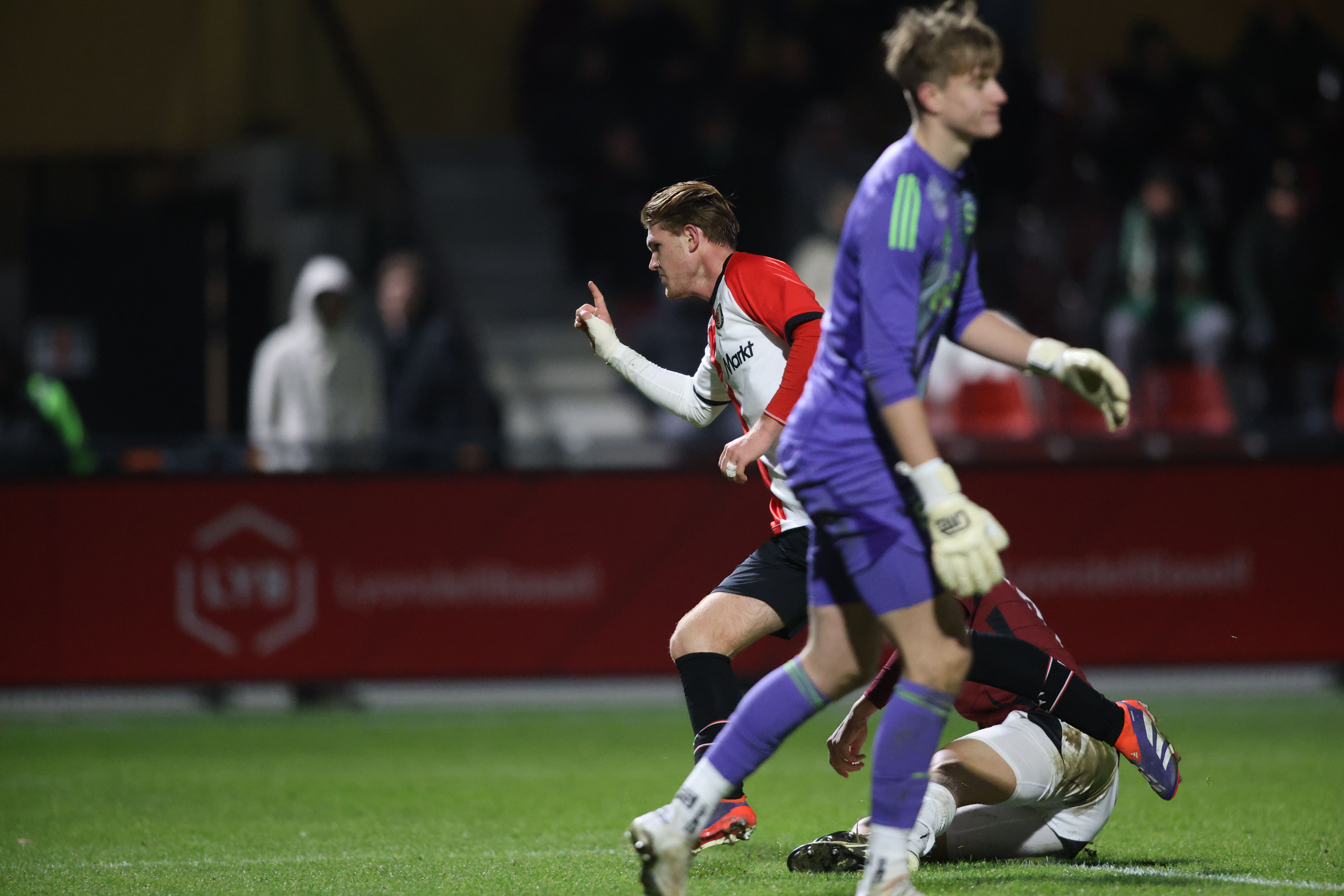 feyenoord-o19-sparta-praag-o19-3-0-jim-breeman-sports-photography-35