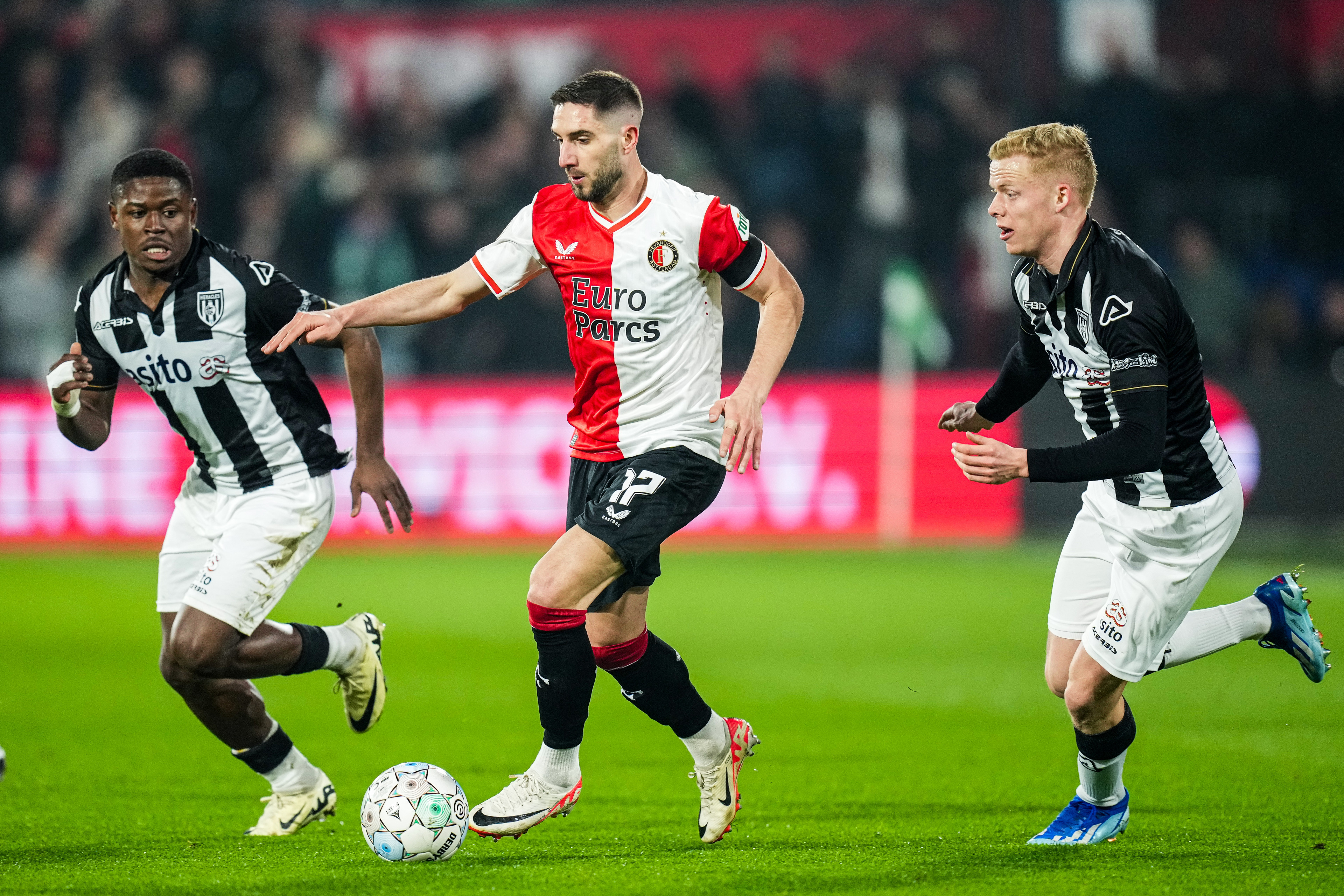 Liveblog • Feyenoord - Heracles • 3-0 [FT]