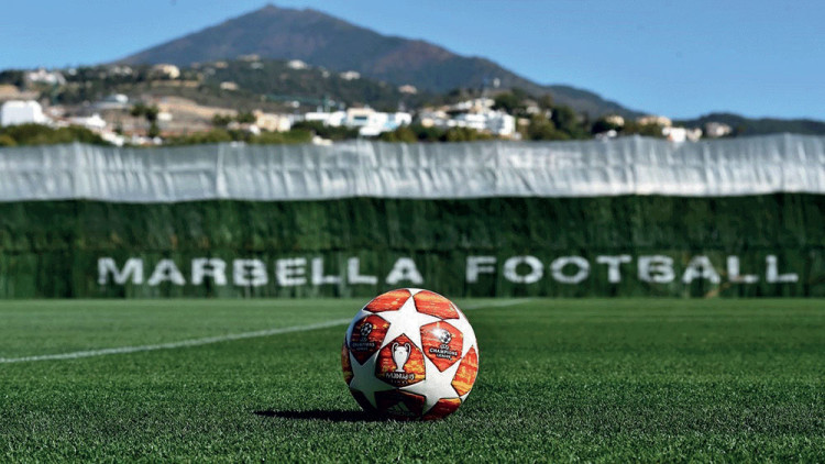Marbella Football Center / Centre - Bron foto: pitchcare
