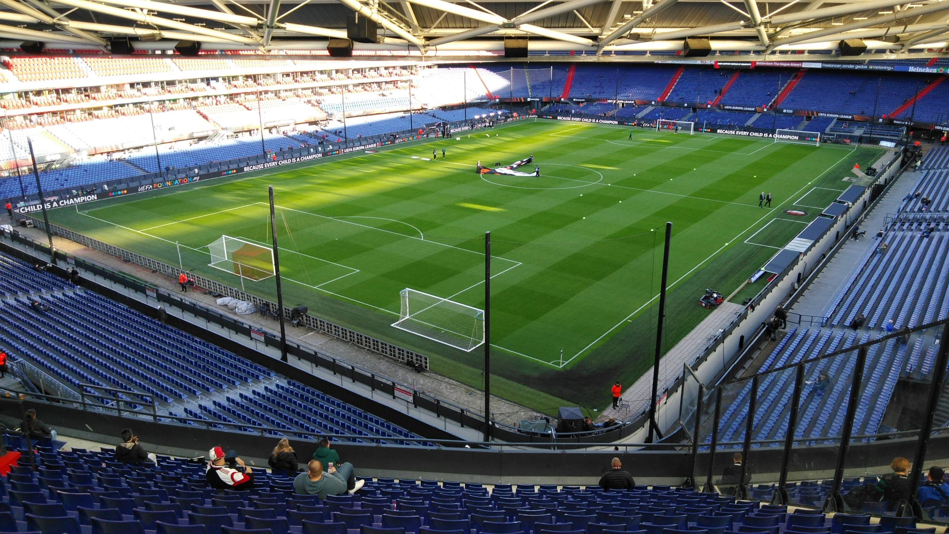Feyenoord gooit extra kaarten in verkoop voor Excelsior-thuis