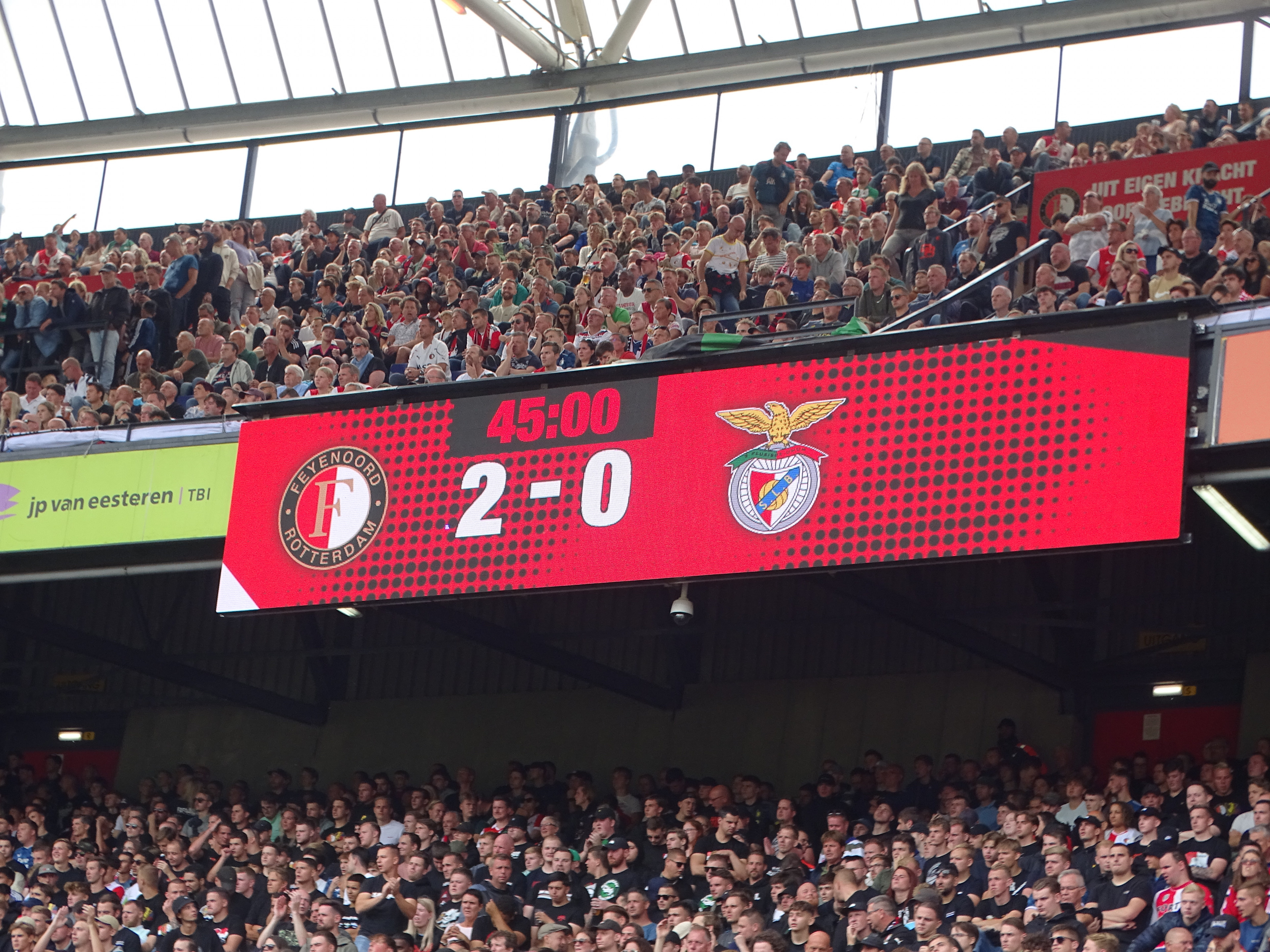 feyenoord-benfica-2-1-jim-breeman-sports-photography-43