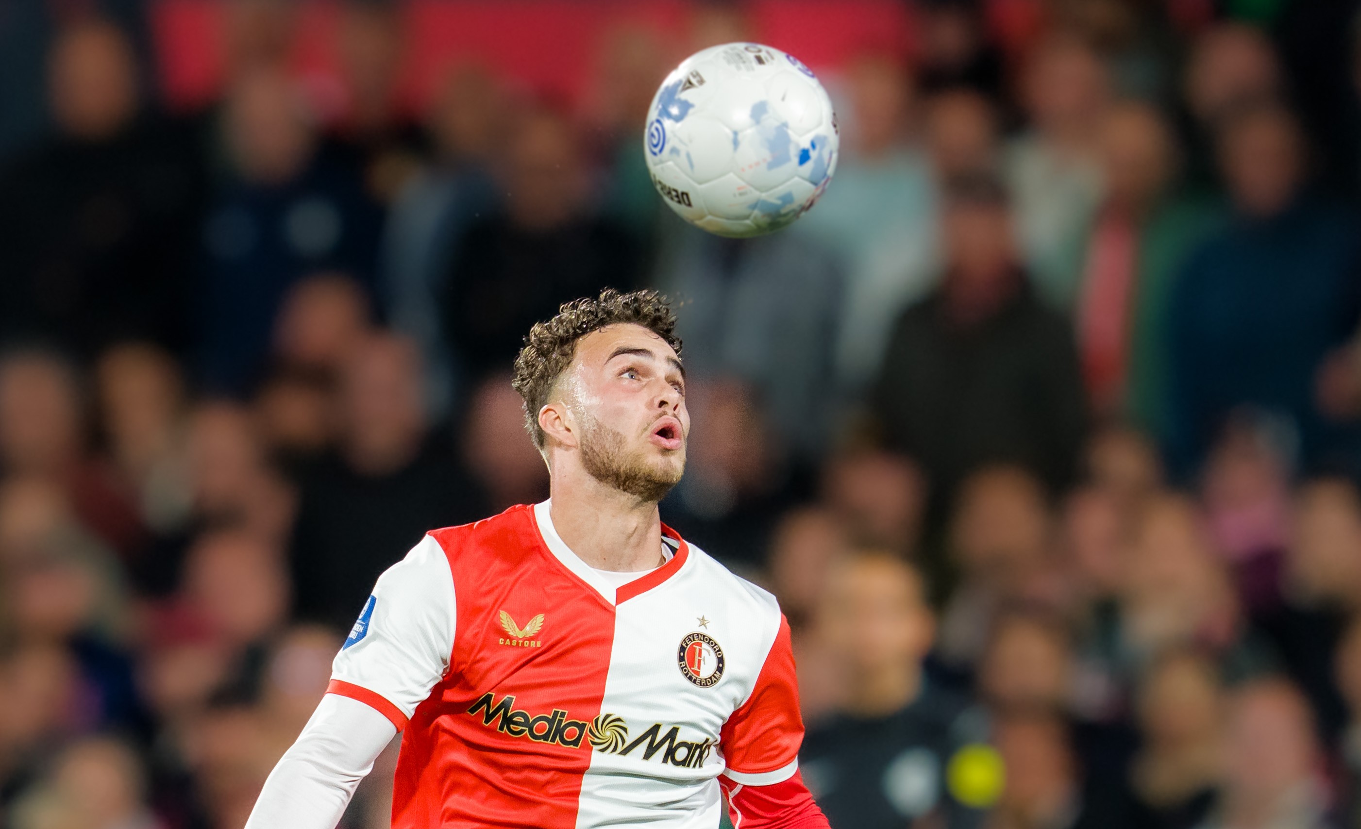 Twee jeugdspelers maken overstap naar hoofdmacht van Feyenoord