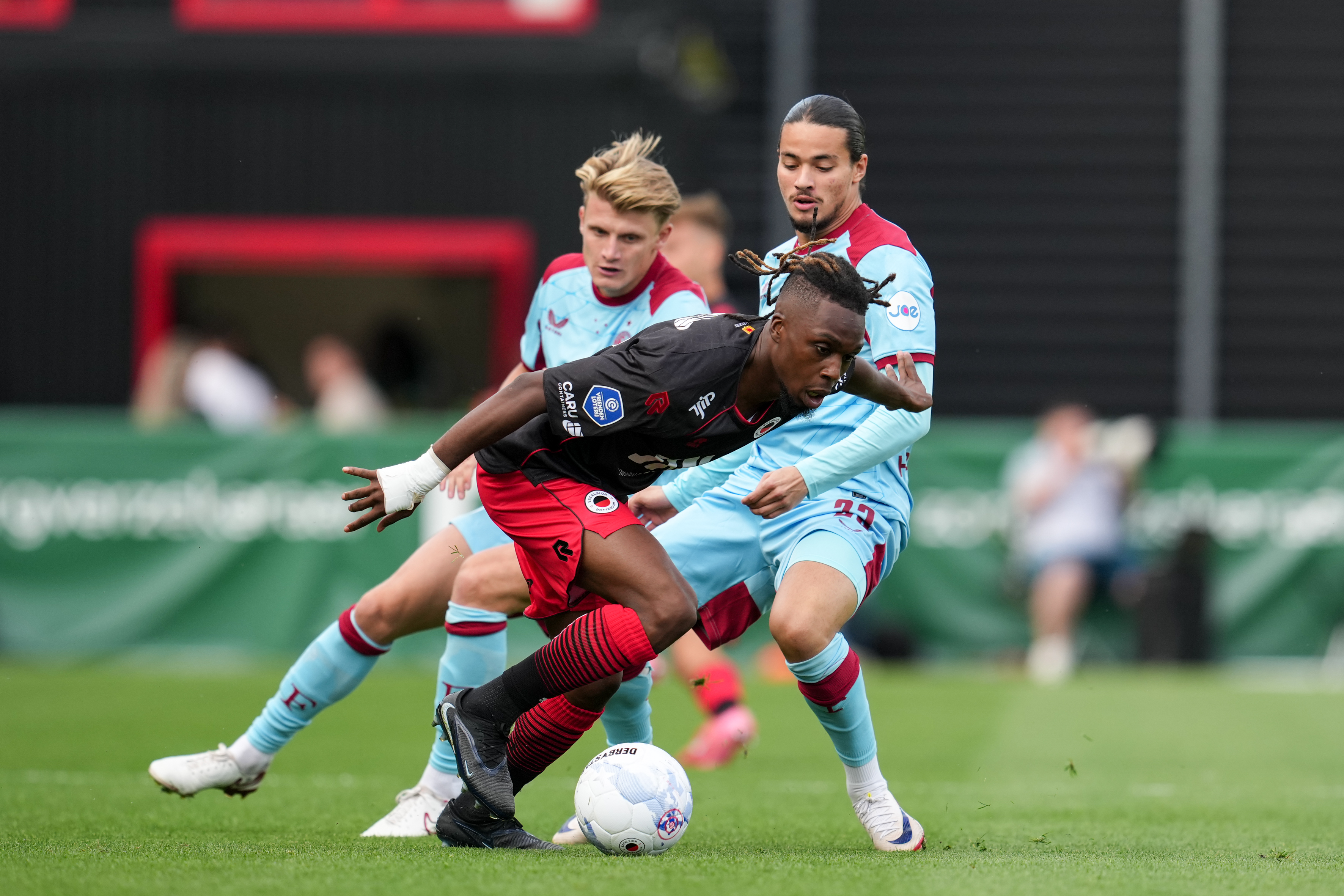 copyright-proshots-30527014