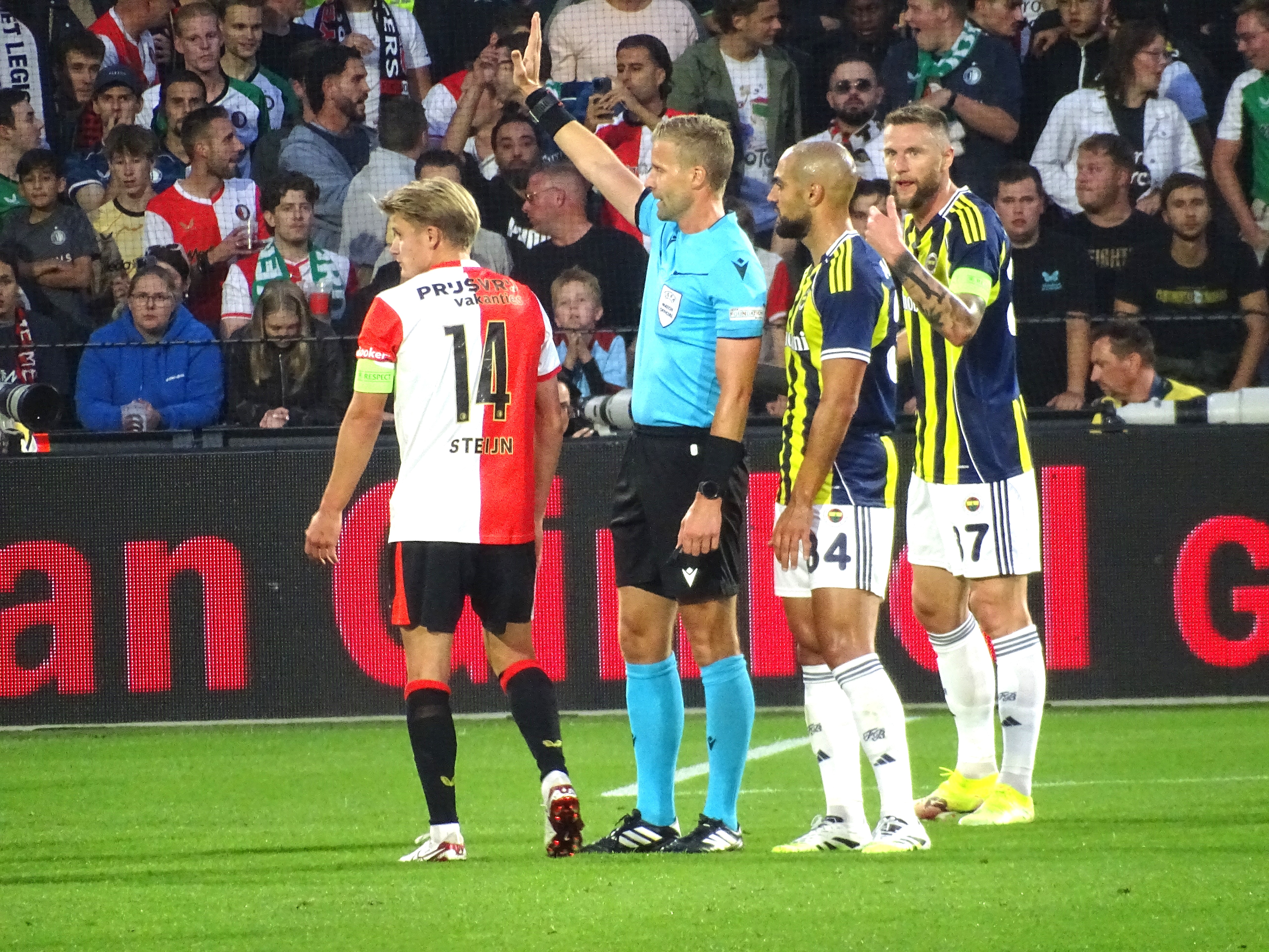 var-moment-glenn-nyberg-jim-breeman-sports-photography-2