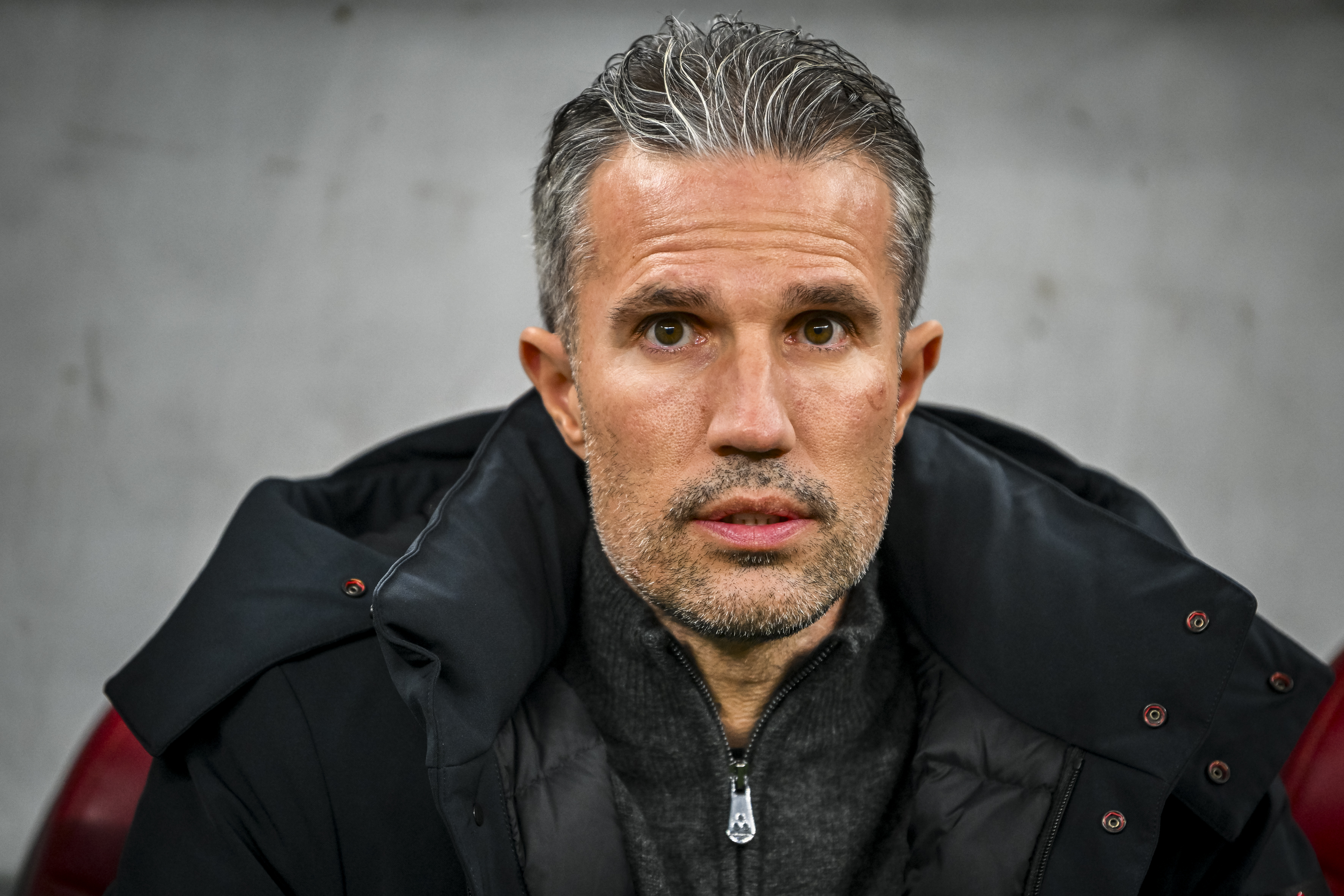 Van Persie zet groep op scherp: "Ik heb gisteravond zes spelers persoonlijk gesproken"