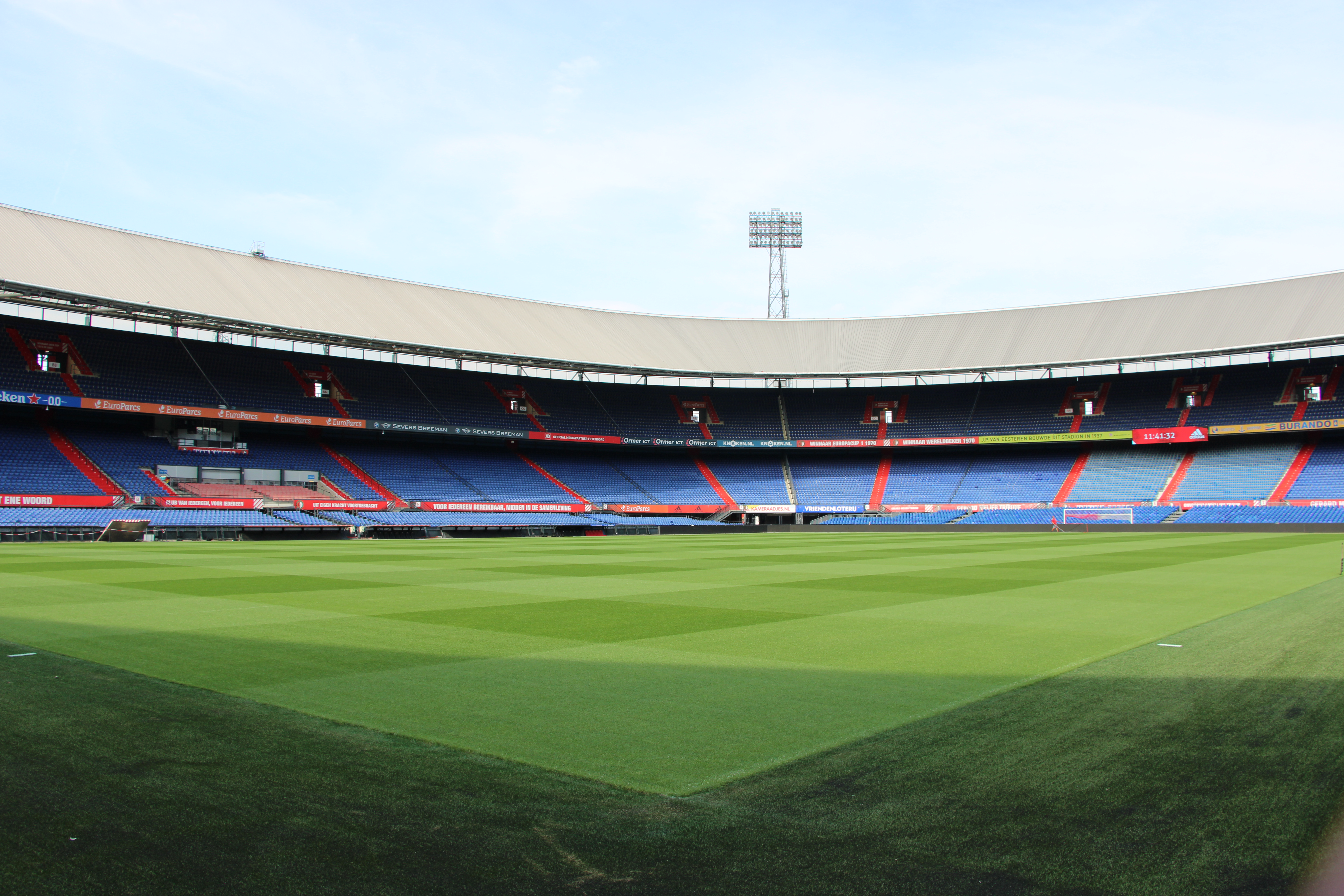 'Toparchitect wil De Kuip klaarmaken voor komende vijftig jaar'