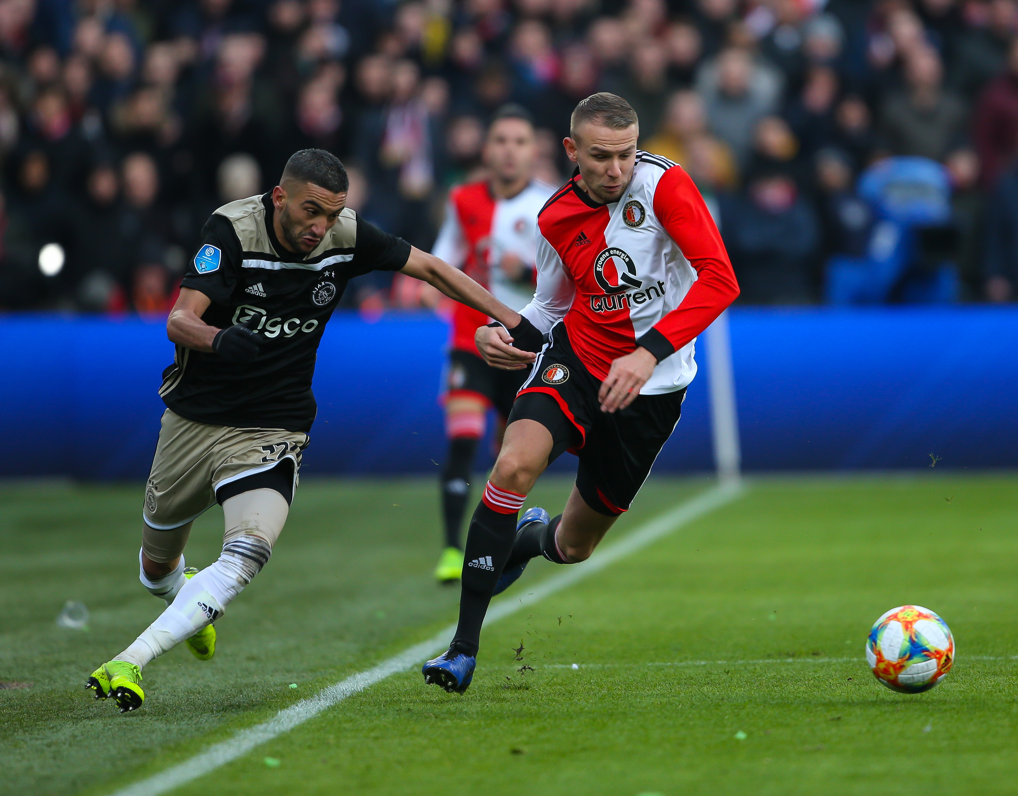 'Oud-Feyenoorder Van Beek naar Qatar'