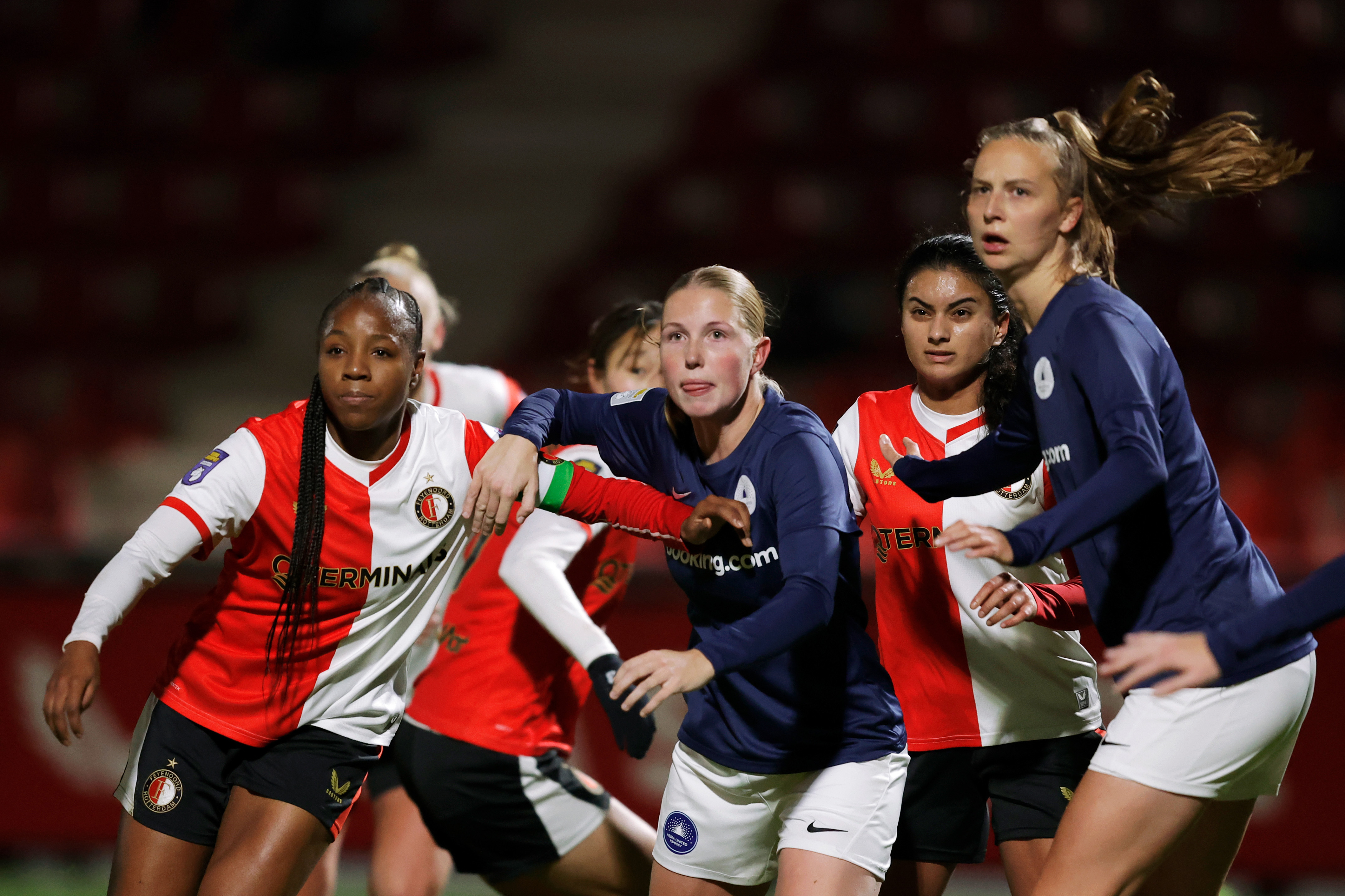 Feyenoord doet uitstekende zaken met zege op HERA