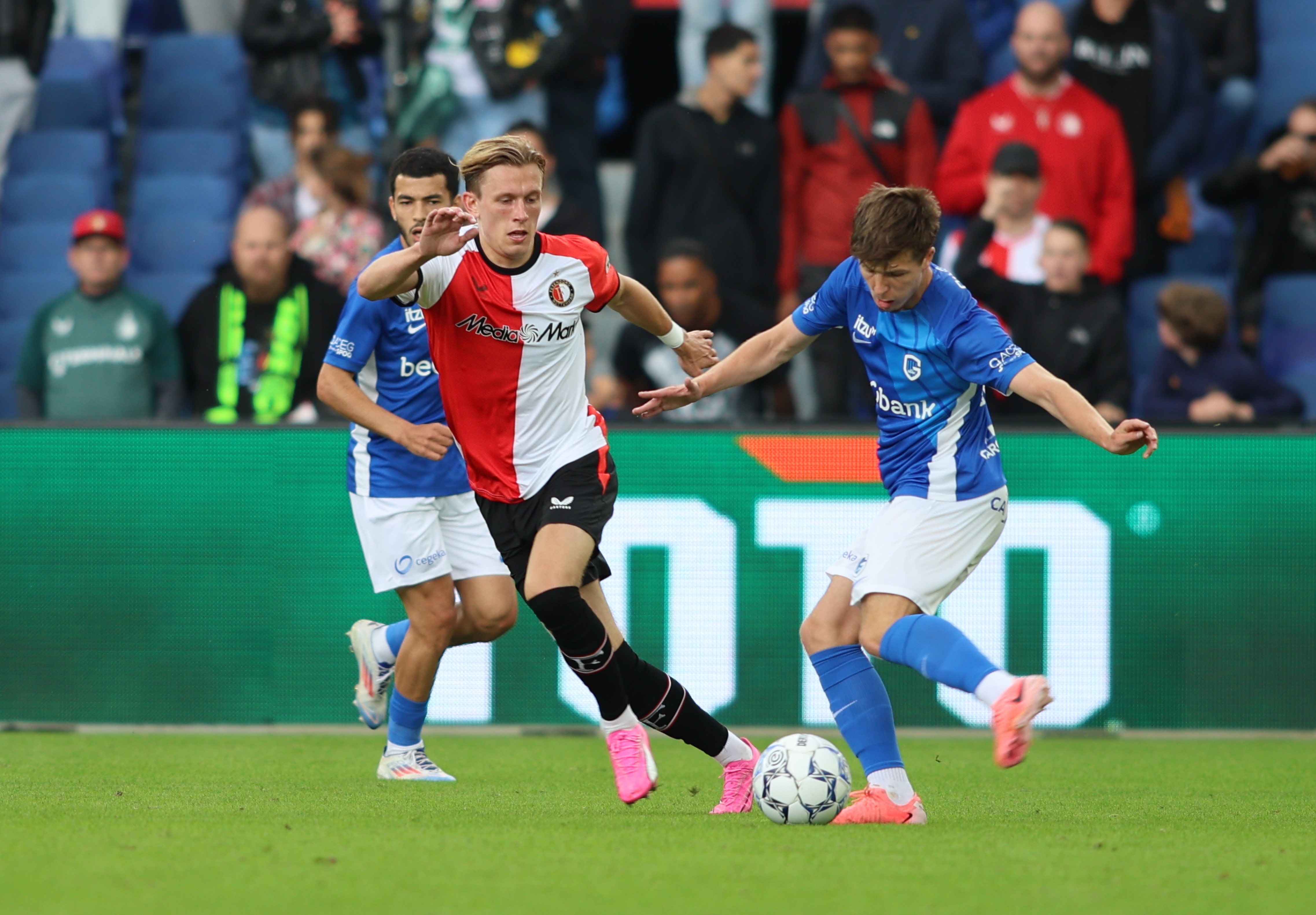 Marcus Pedersen Feyenoord - KRC Genk Jim Breeman Sports Photography