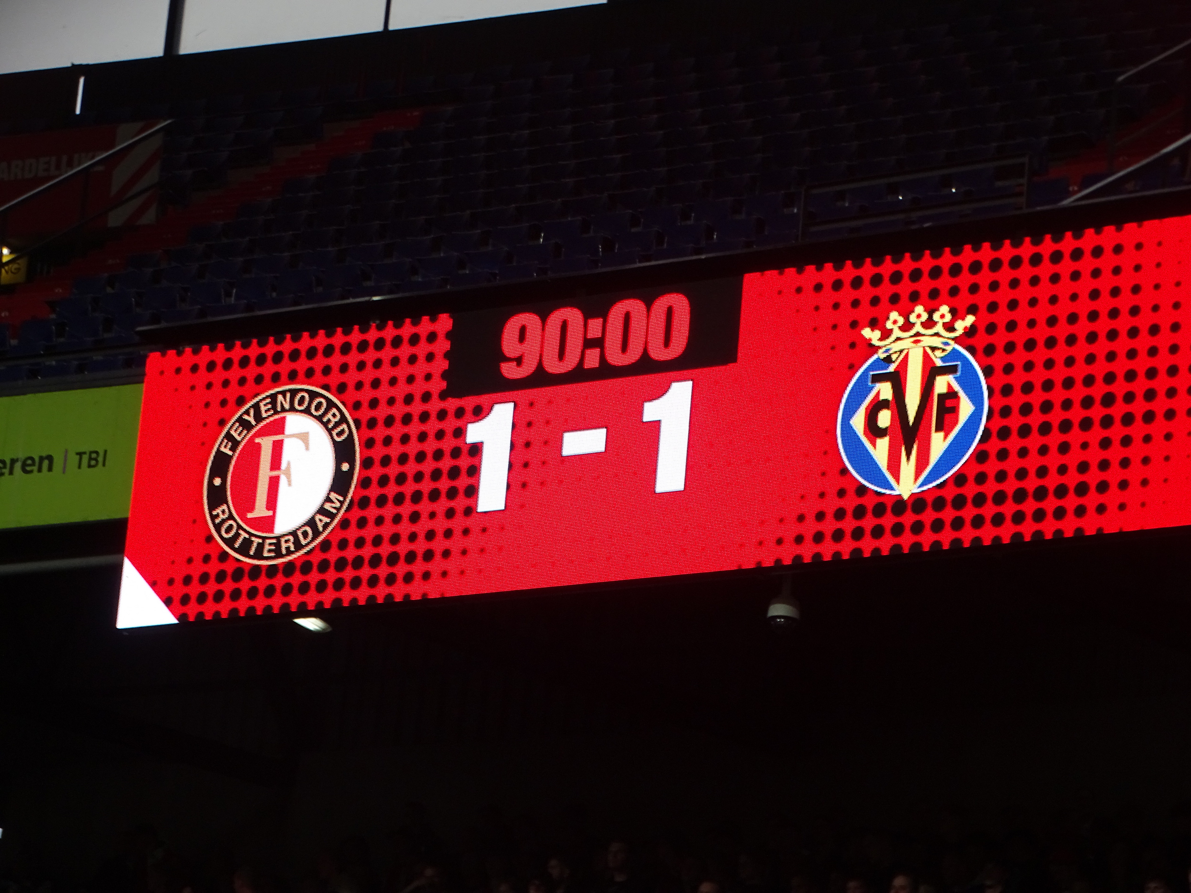 feyenoord-villareal-1-1-jim-breeman-sports-photography-37