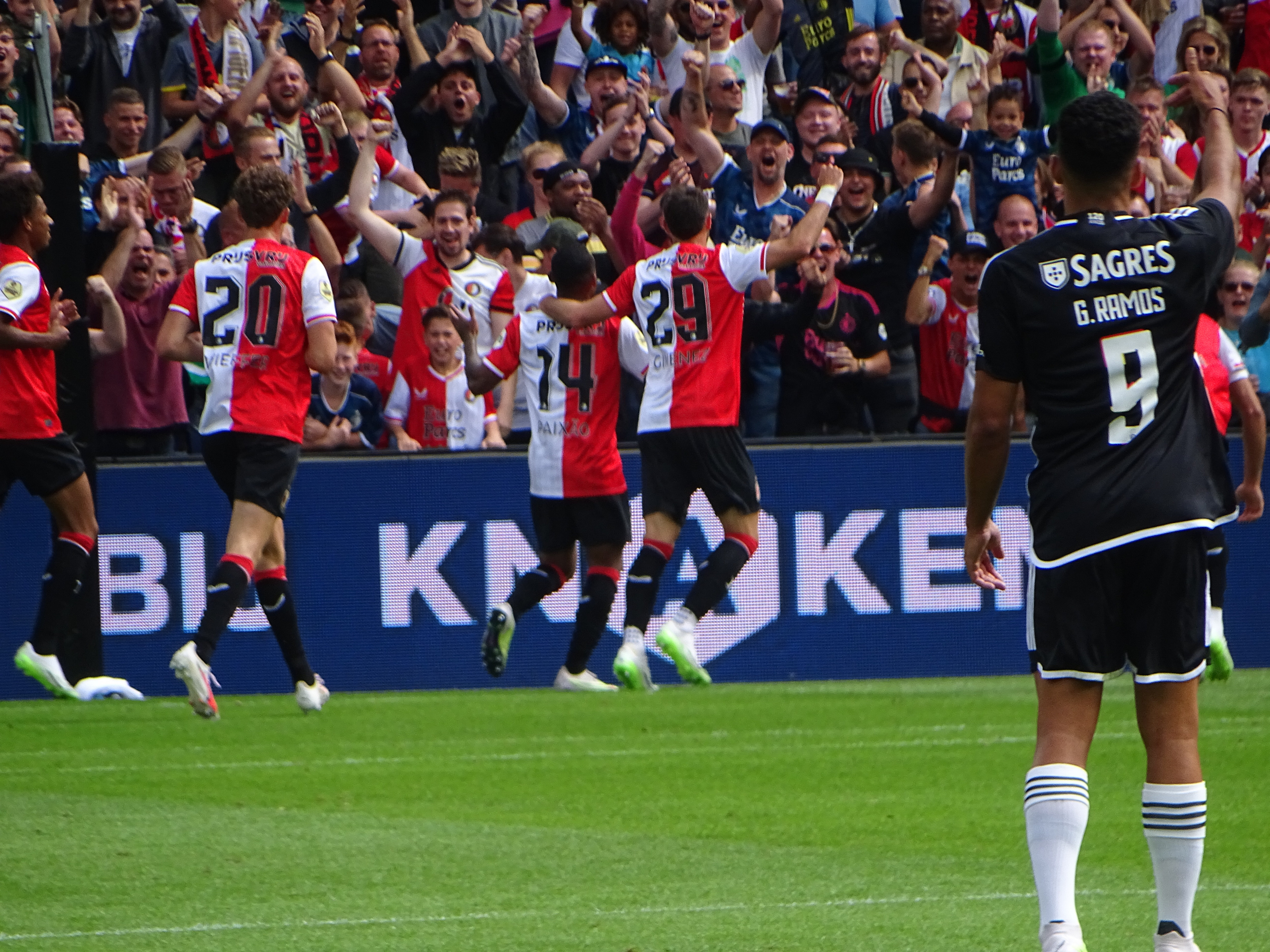 feyenoord-benfica-2-1-jim-breeman-sports-photography-26